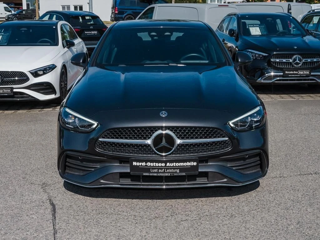 Mercedes-Benz-C-Klasse 300 d-image-3
