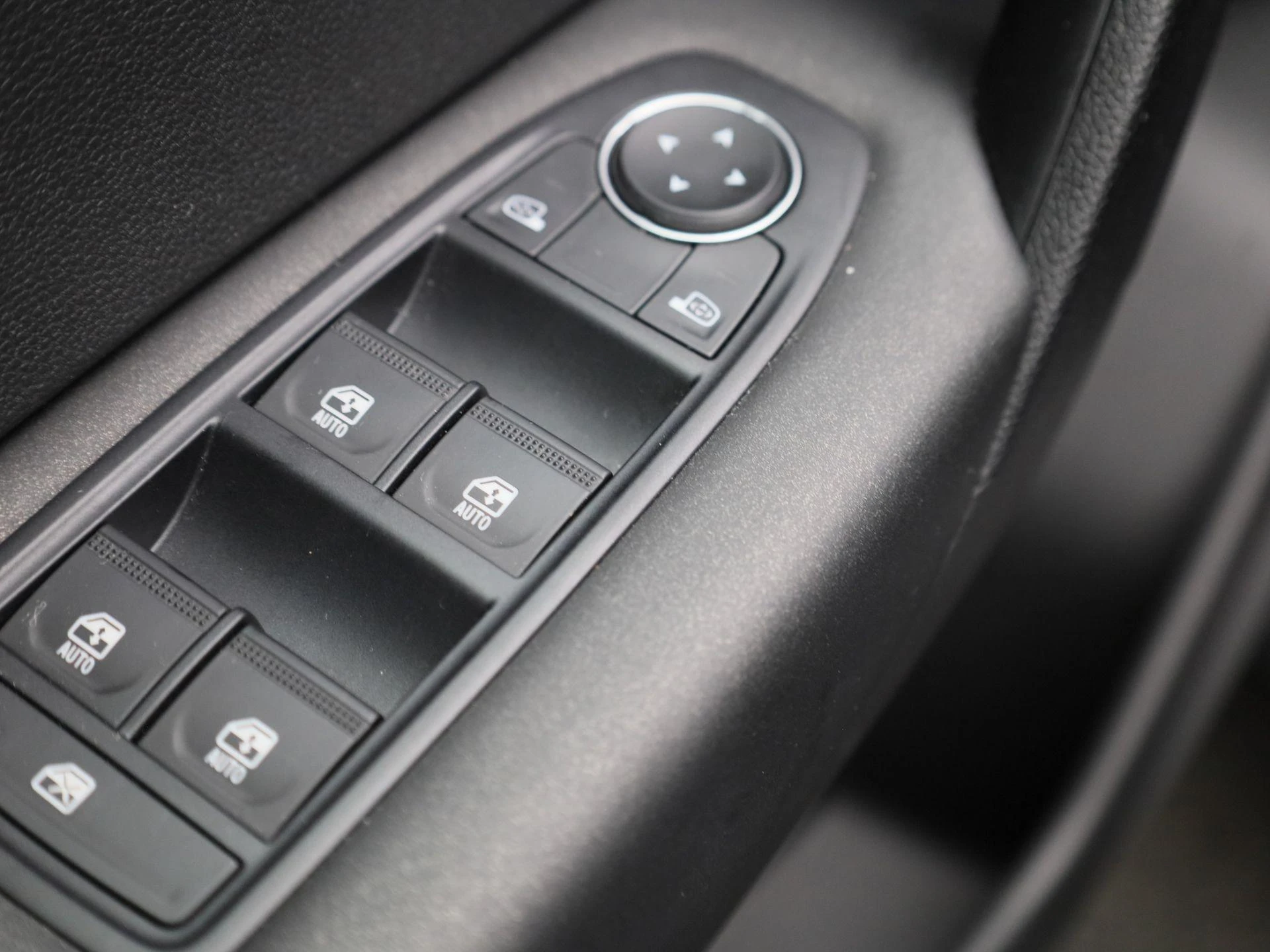 Renault-Captur-image-26