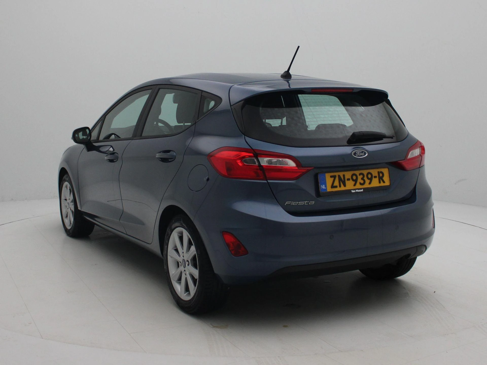 Ford-Fiesta-image-2