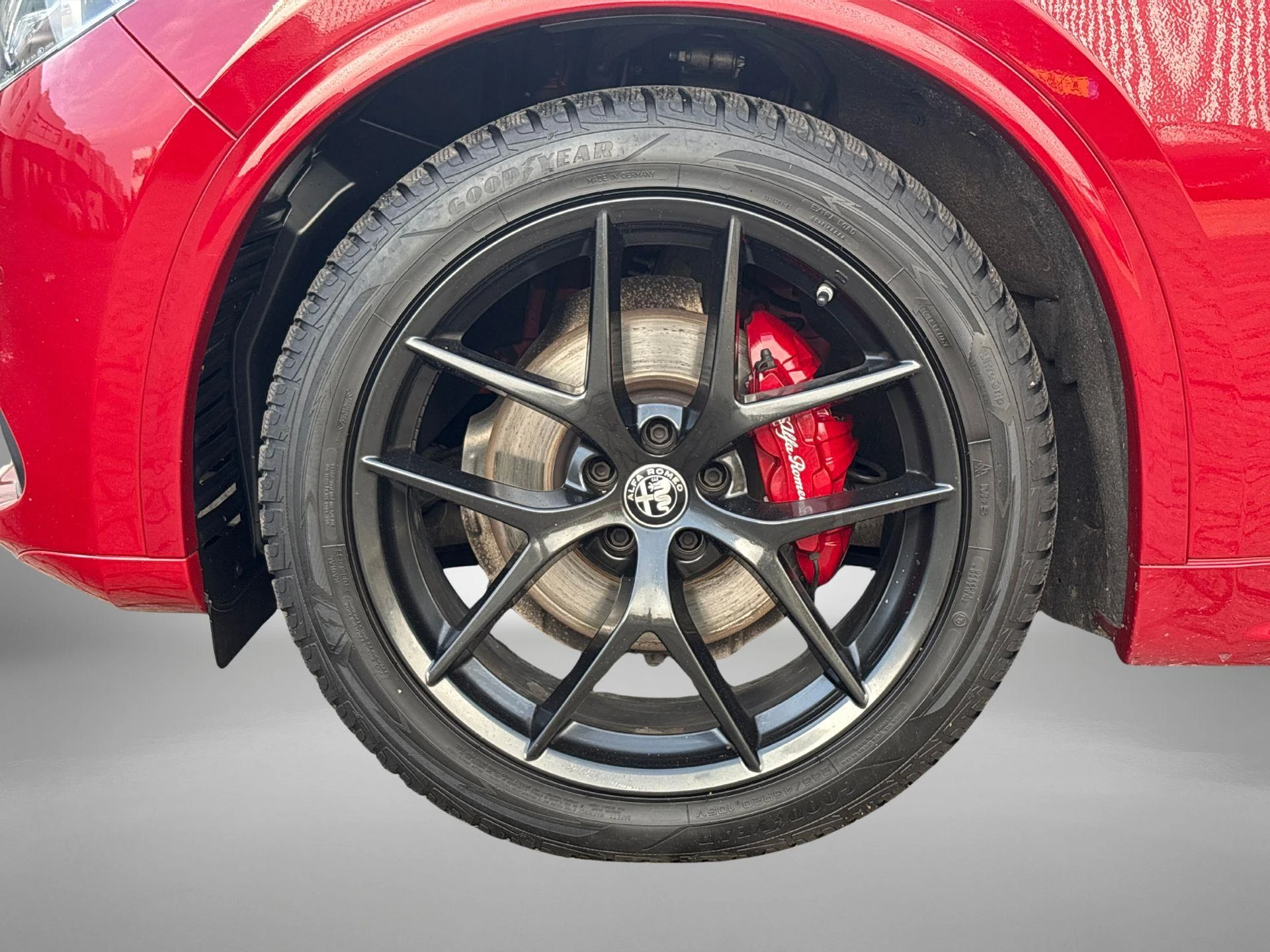 Alfa Romeo-Stelvio-image-32