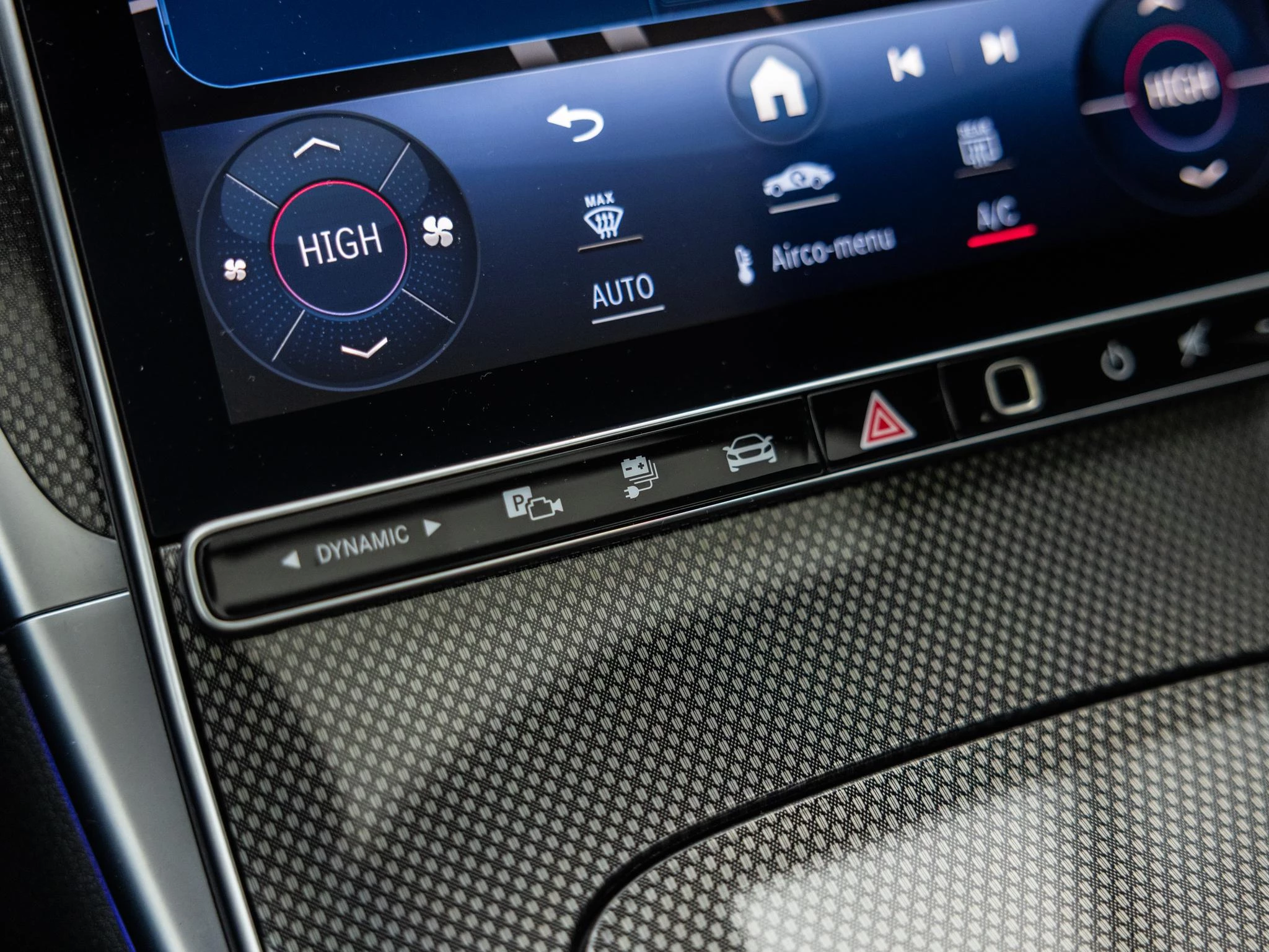 Mercedes-Benz-C-Klasse-image-41