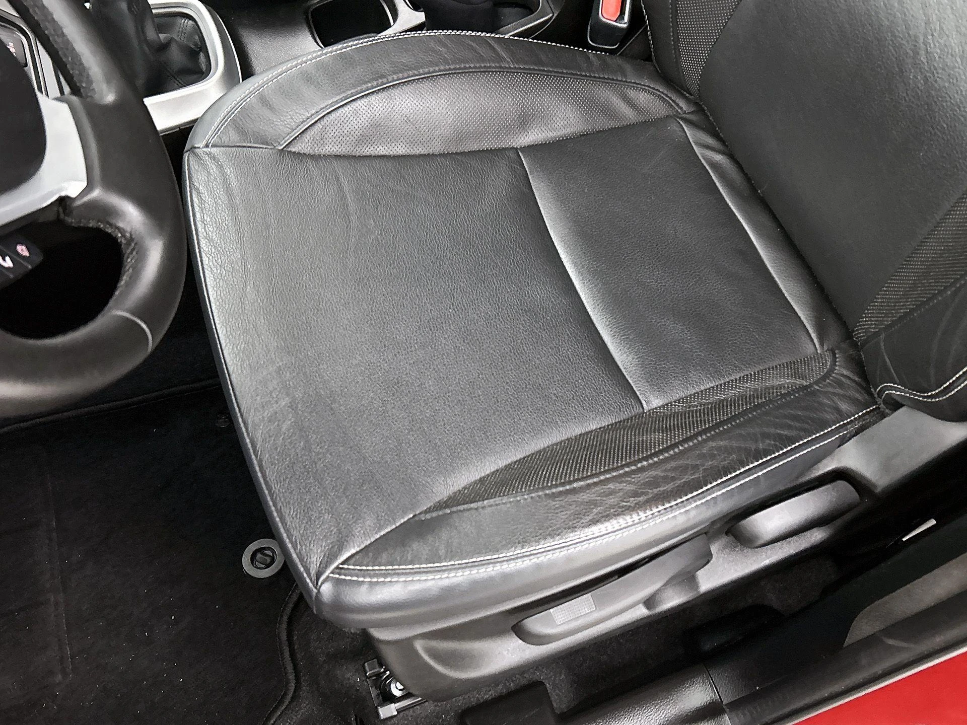 Suzuki-S-Cross-image-14