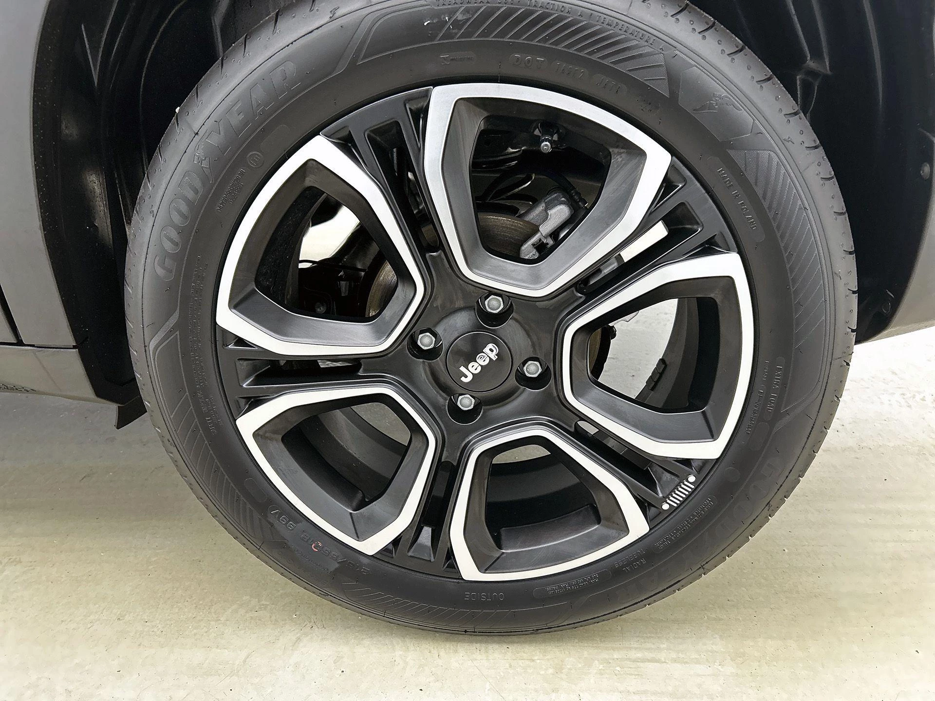 Jeep-Avenger-image-28