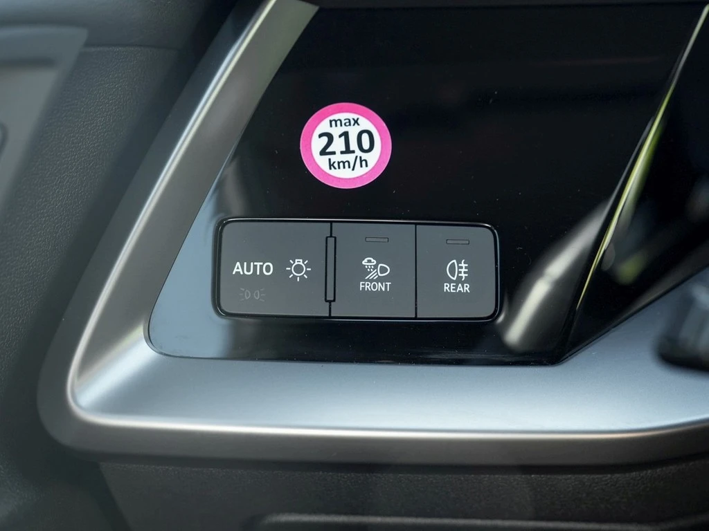 Audi A3 Sportback 35 TFSI Advanced S-tronic Navi LED