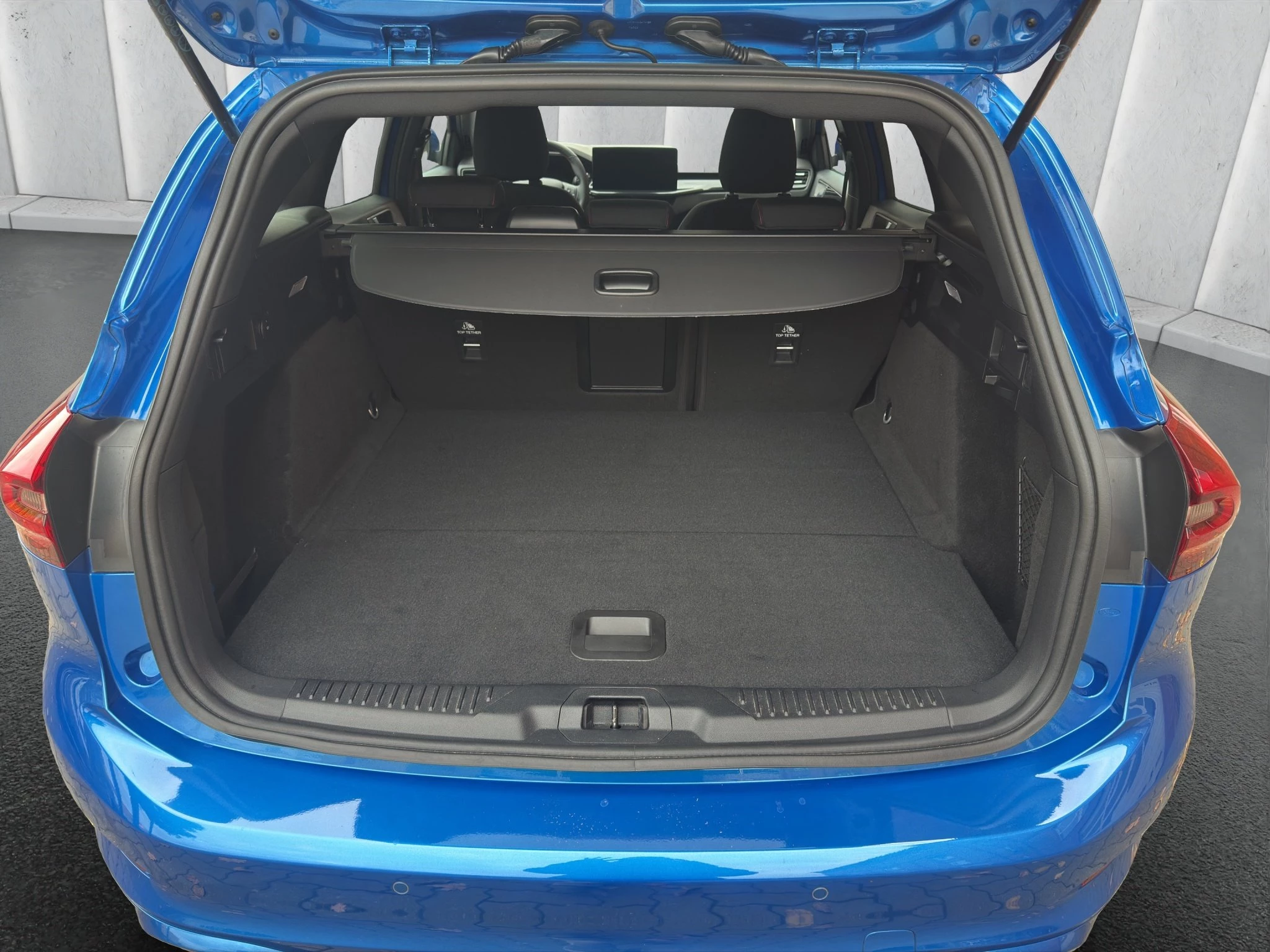 Ford Focus ST-Line X Turnier Aut. AHK Kamera LED WI-PKT