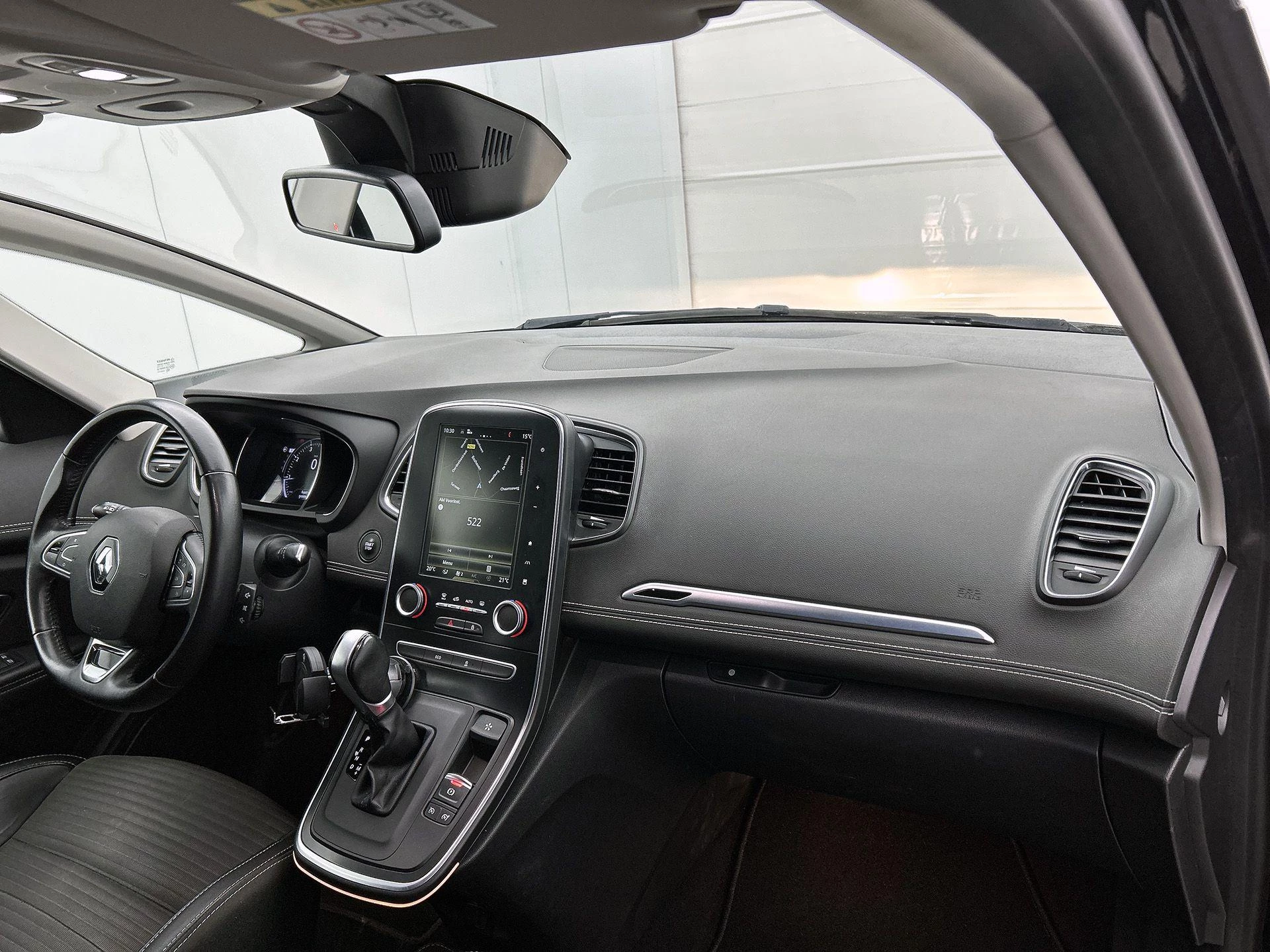 Renault-Scénic-image-16