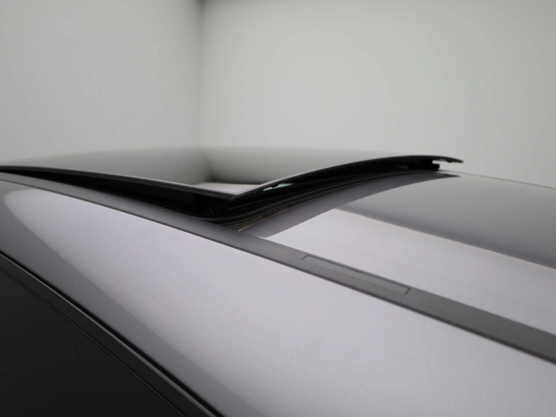 Mercedes-Benz-CLA-image-40