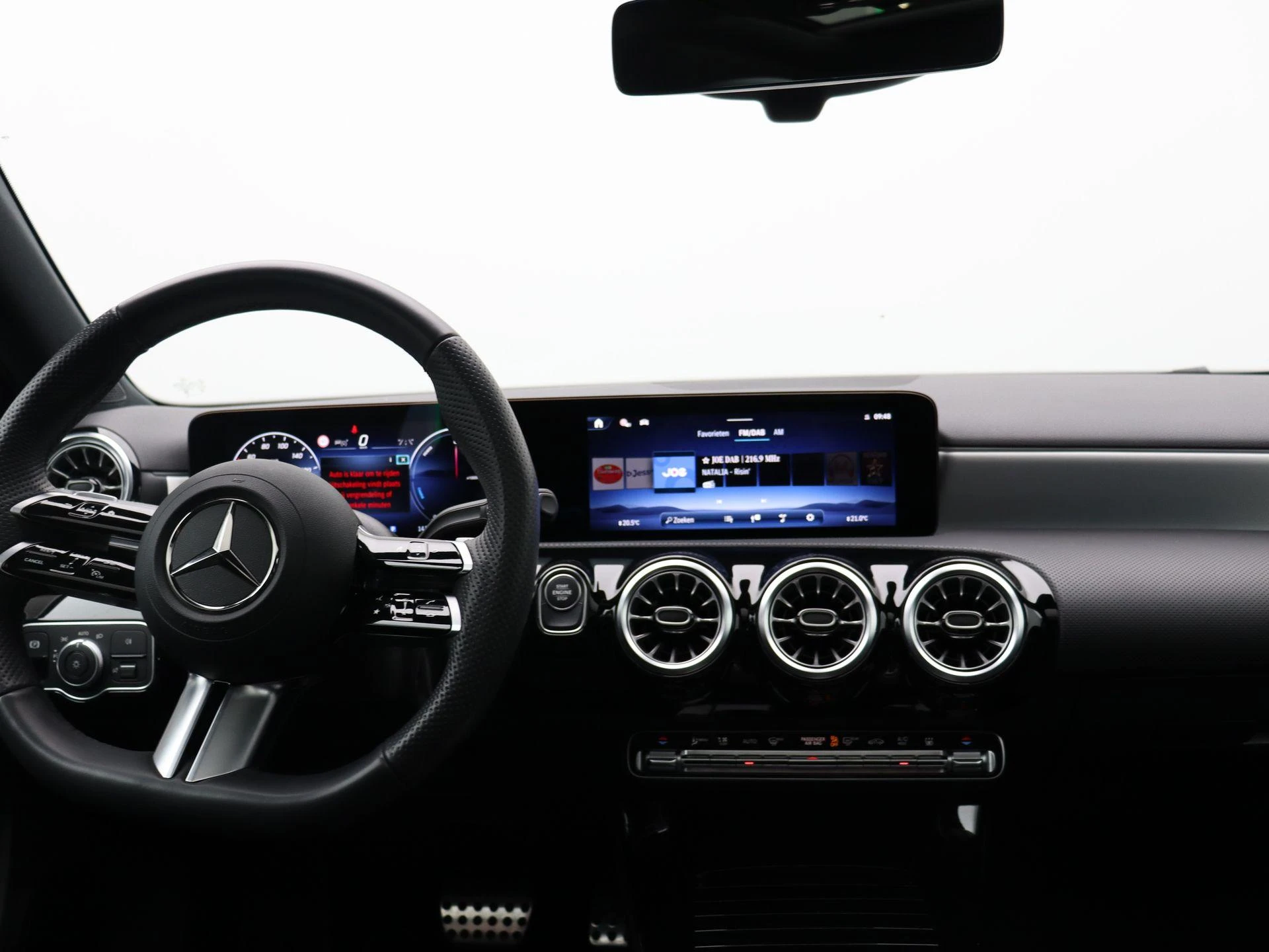 Mercedes-Benz-Classe A-image-13