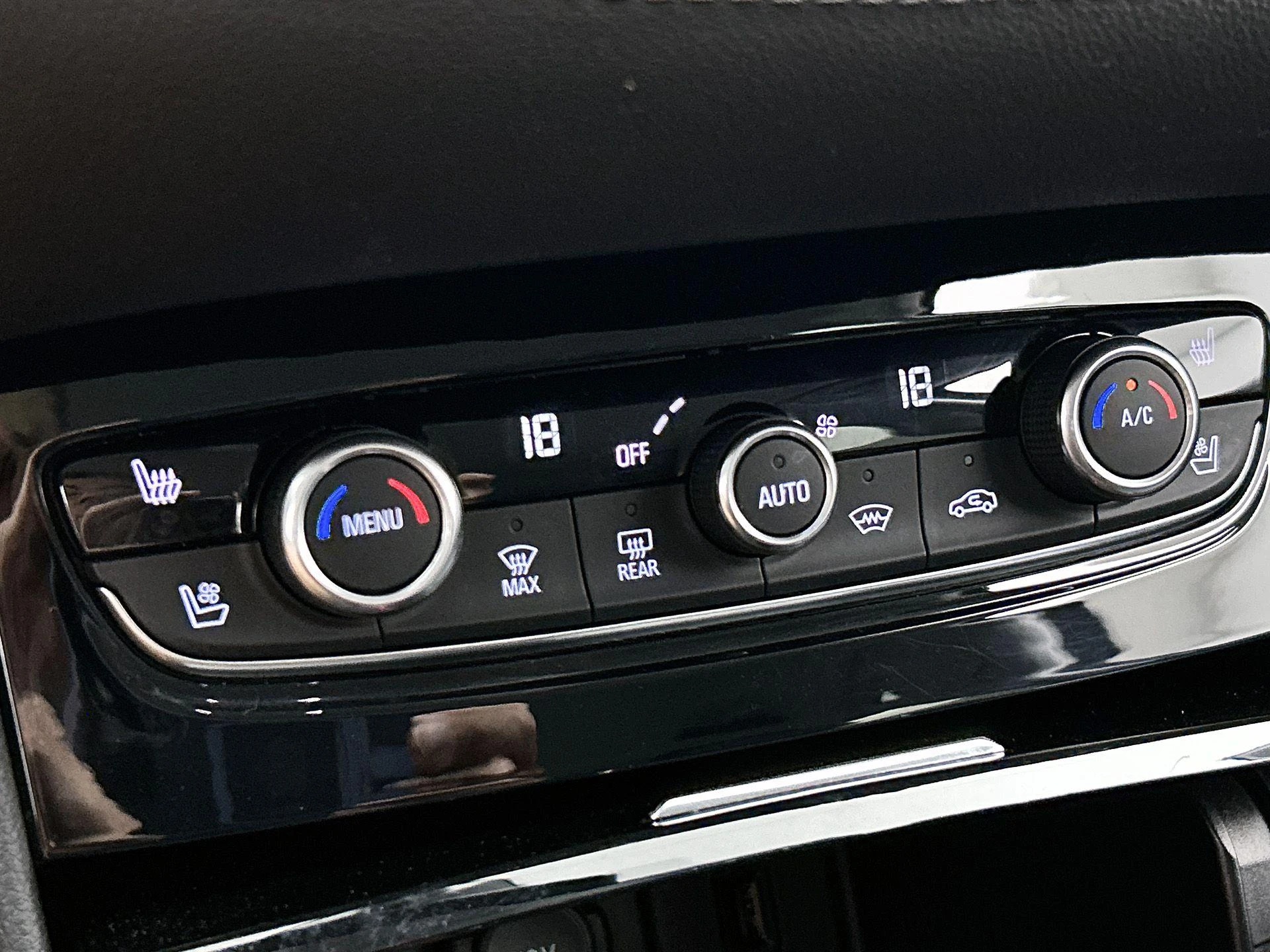 Opel-Grandland X-image-27