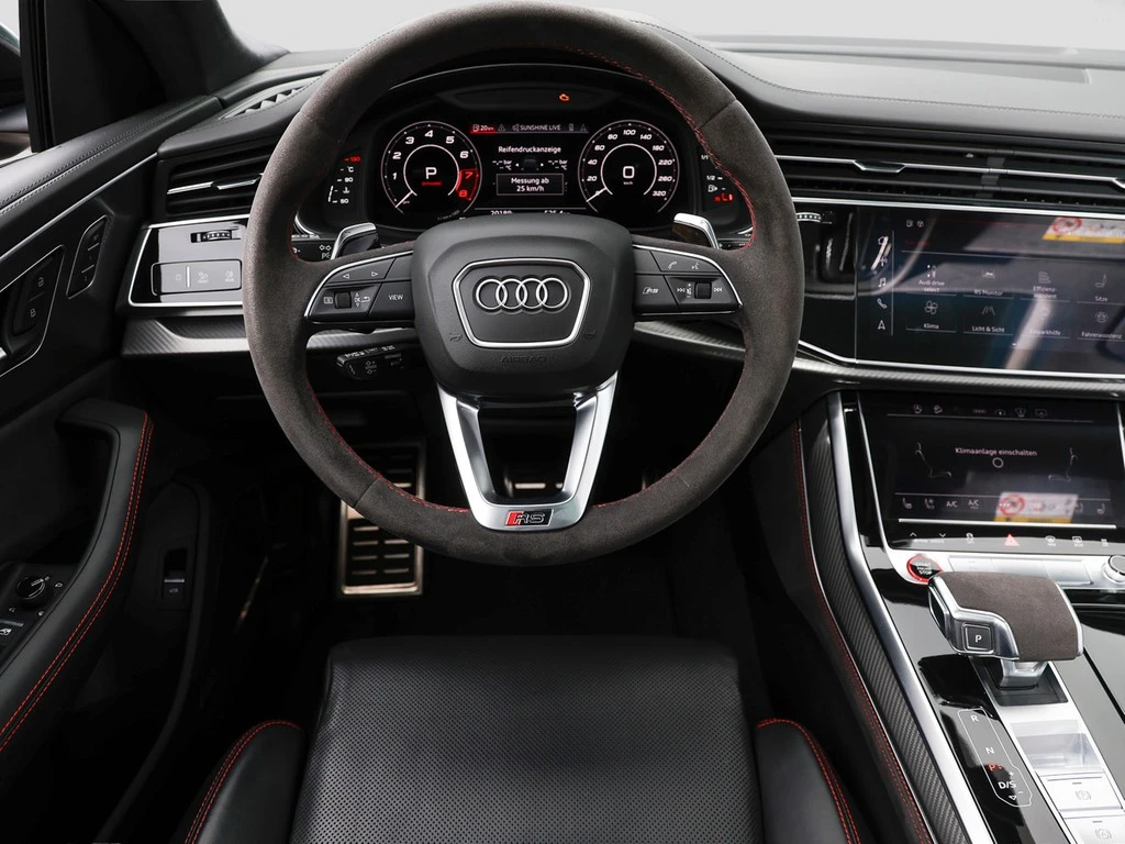Audi-RSQ8-image-15