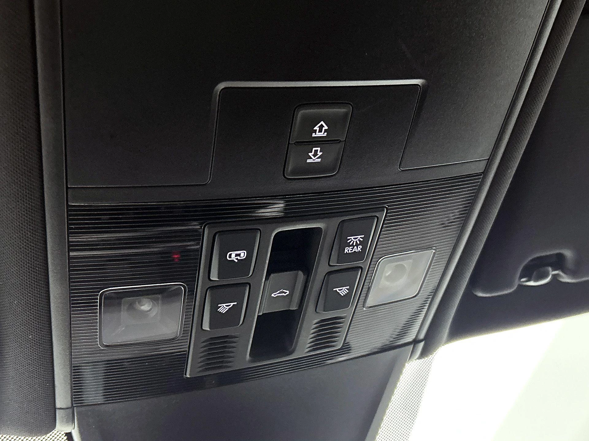 Volkswagen-Tiguan-image-10