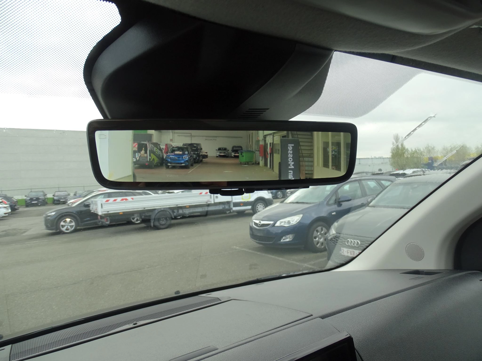 Peugeot-Expert-image-23