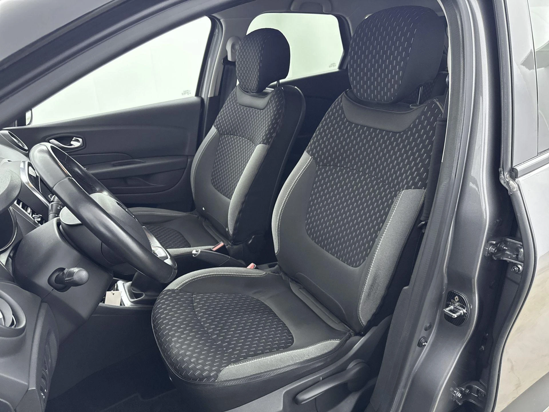 Renault-Captur-image-27