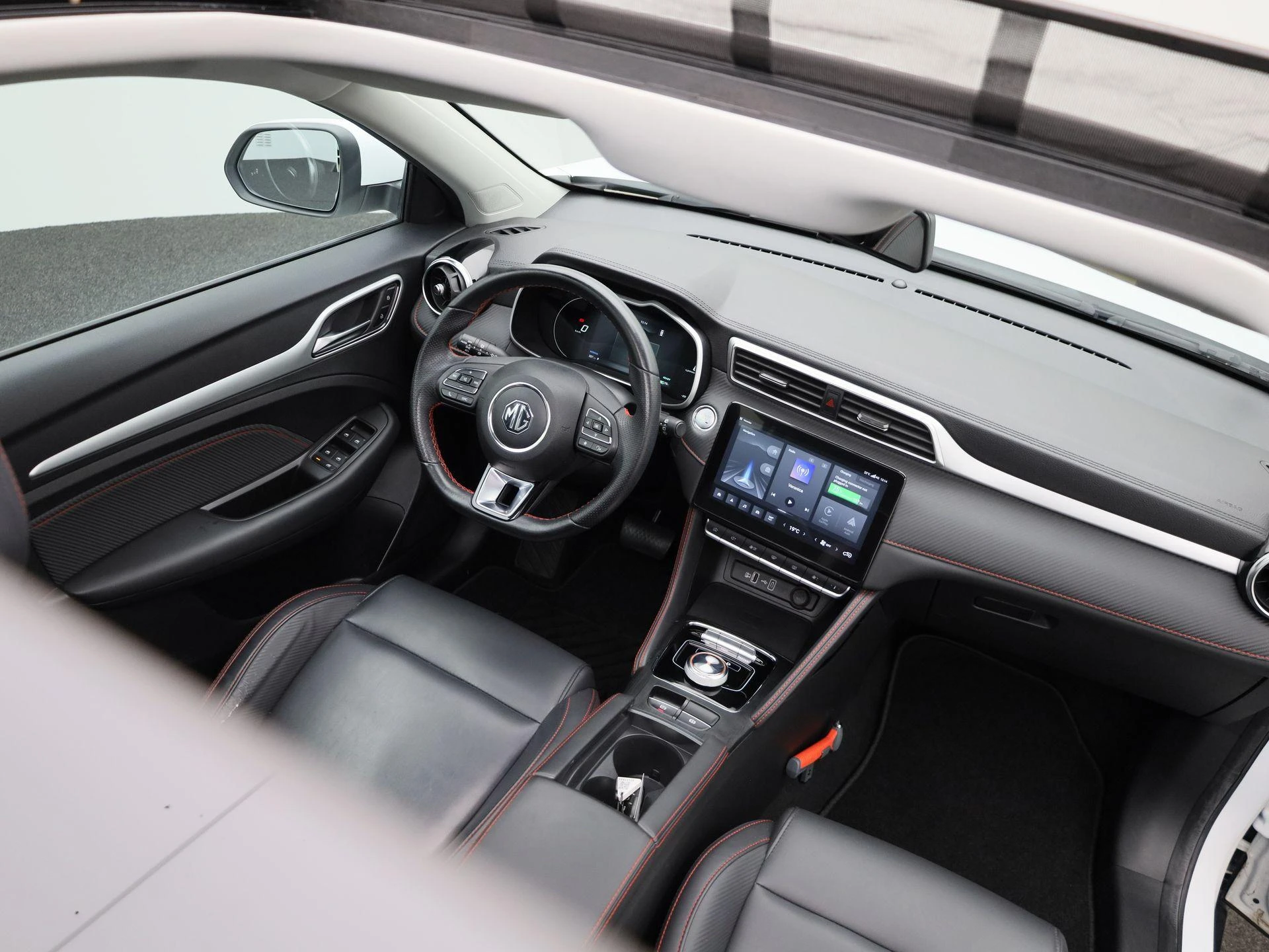 MG-ZS EV-image-37