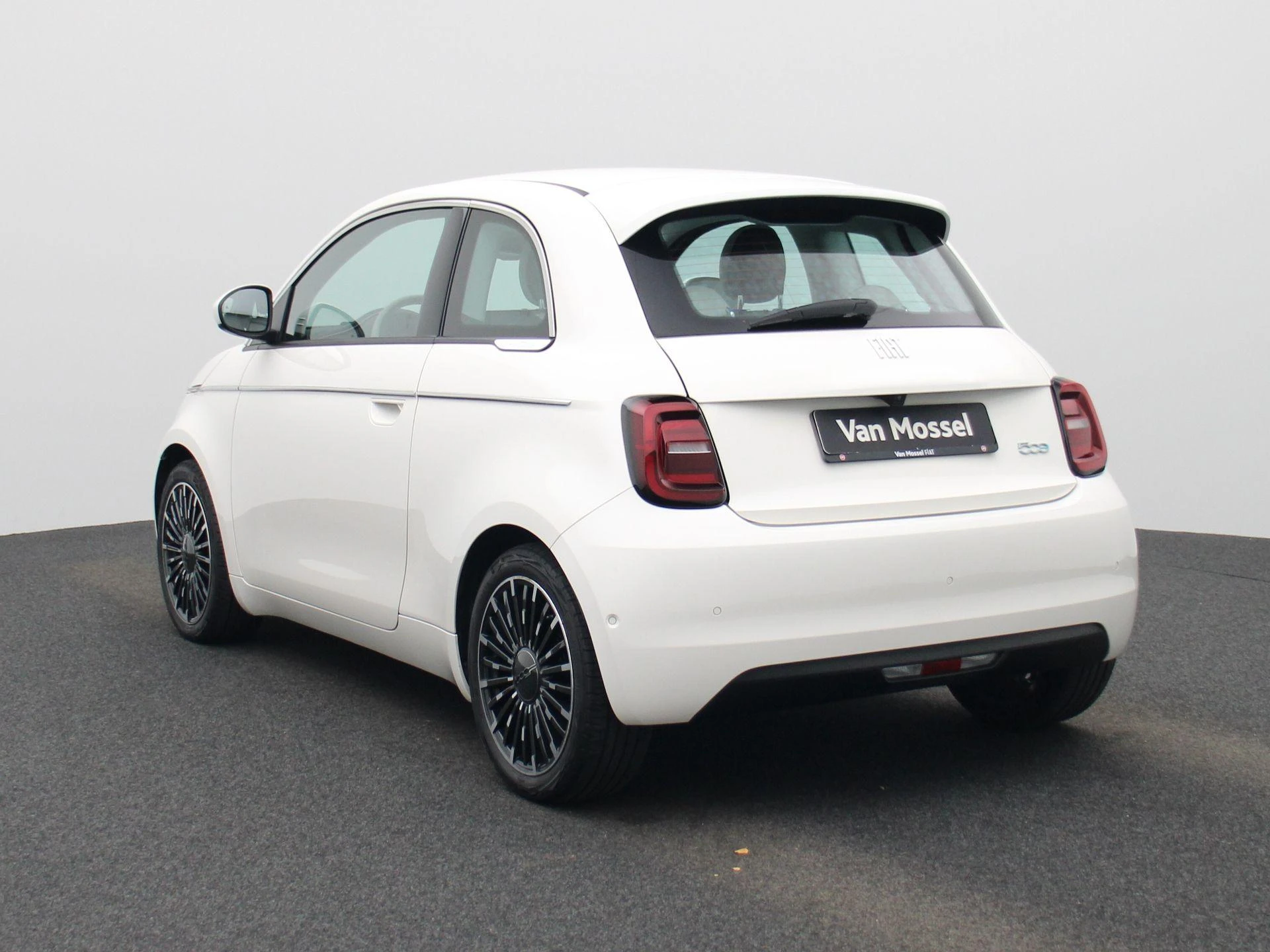 Fiat-500-image-1