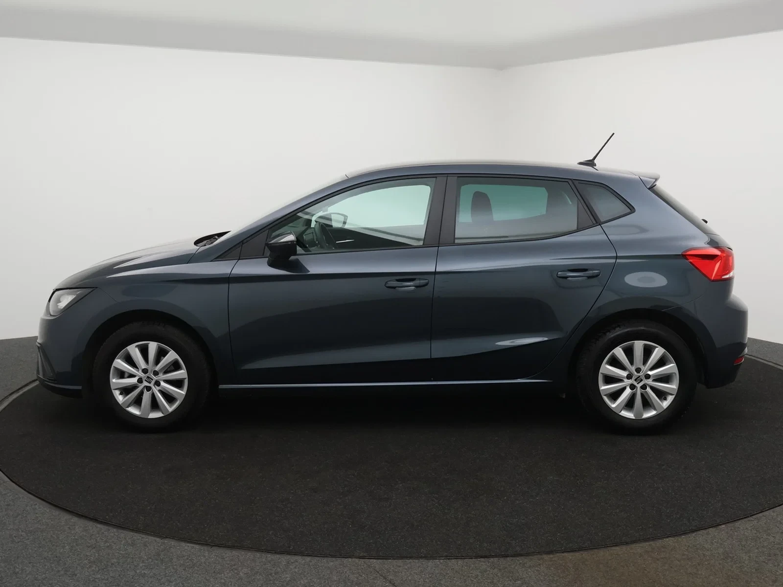 SEAT-Ibiza-image-21