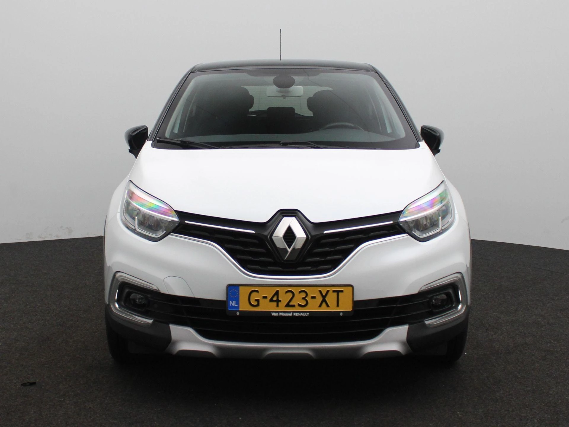 Renault-Captur-image-2