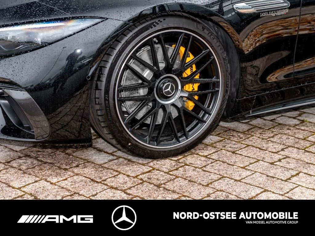 Mercedes-Benz-SL-image-4