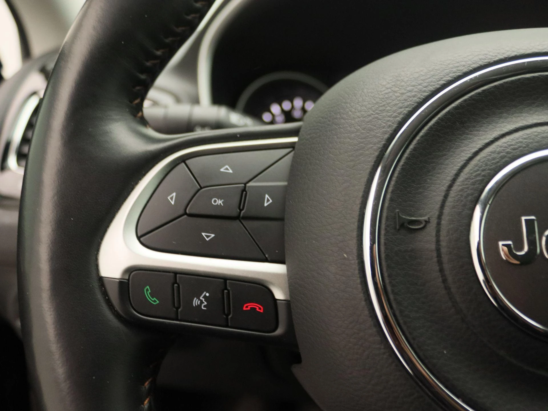 Jeep-Compass-image-18