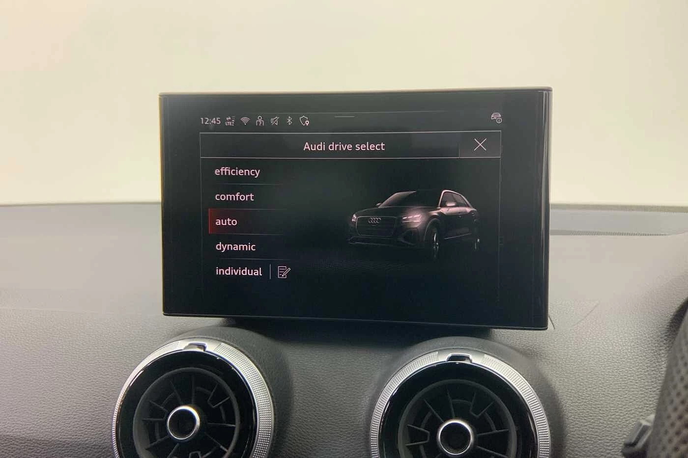 Audi-Q2-image-17
