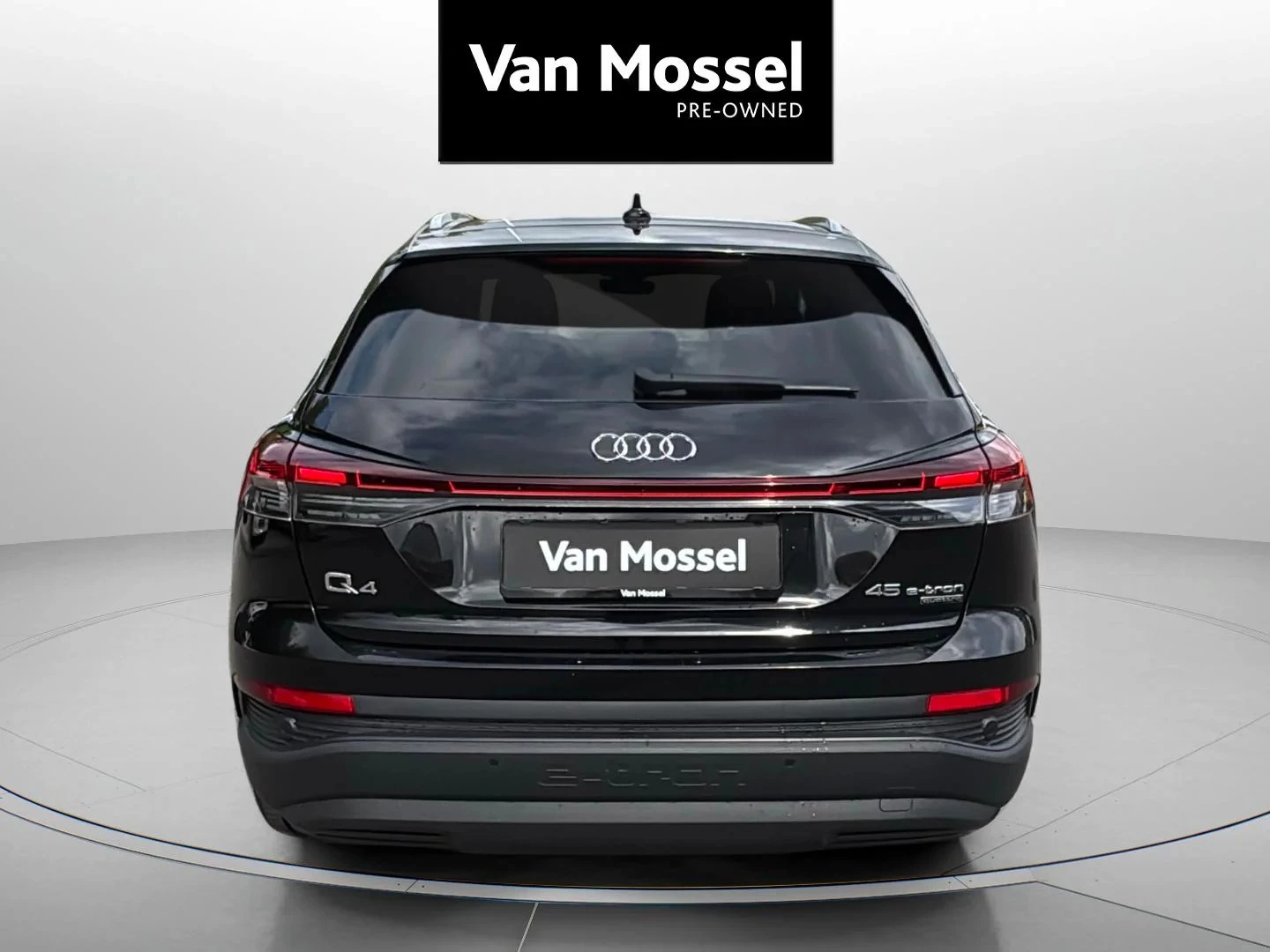 Audi-Q4 e-tron-image-3