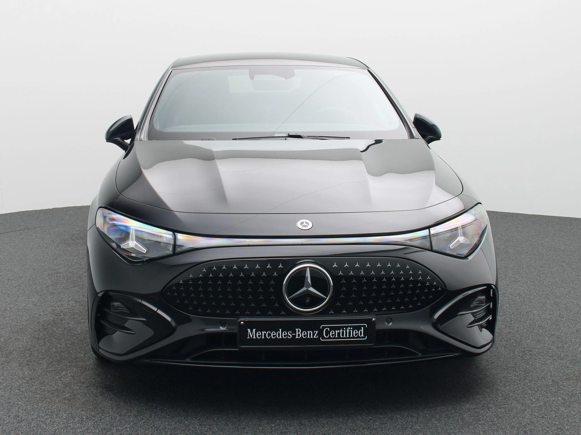 Mercedes-Benz-CLA-image-2