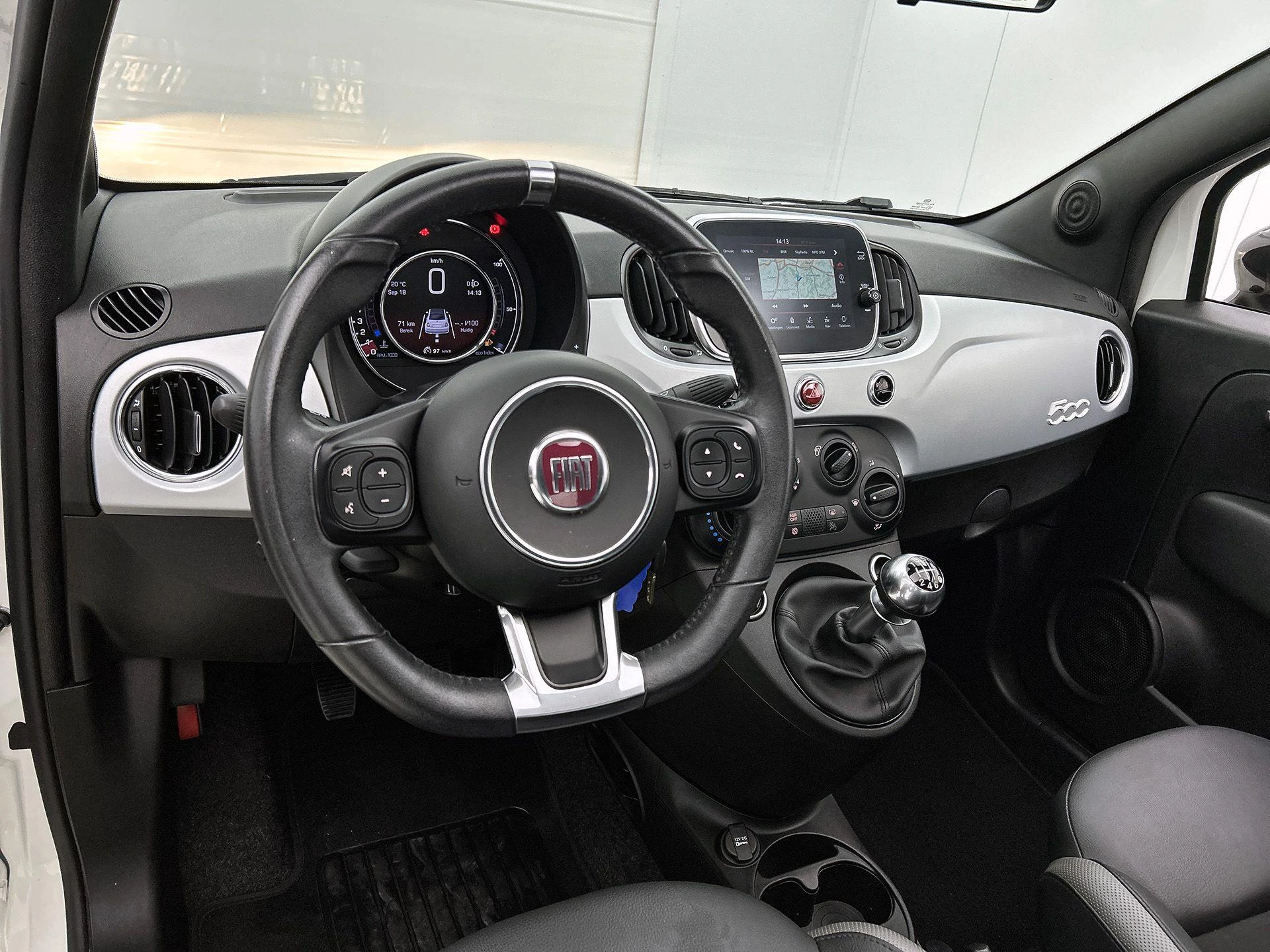Fiat-500C-image-19