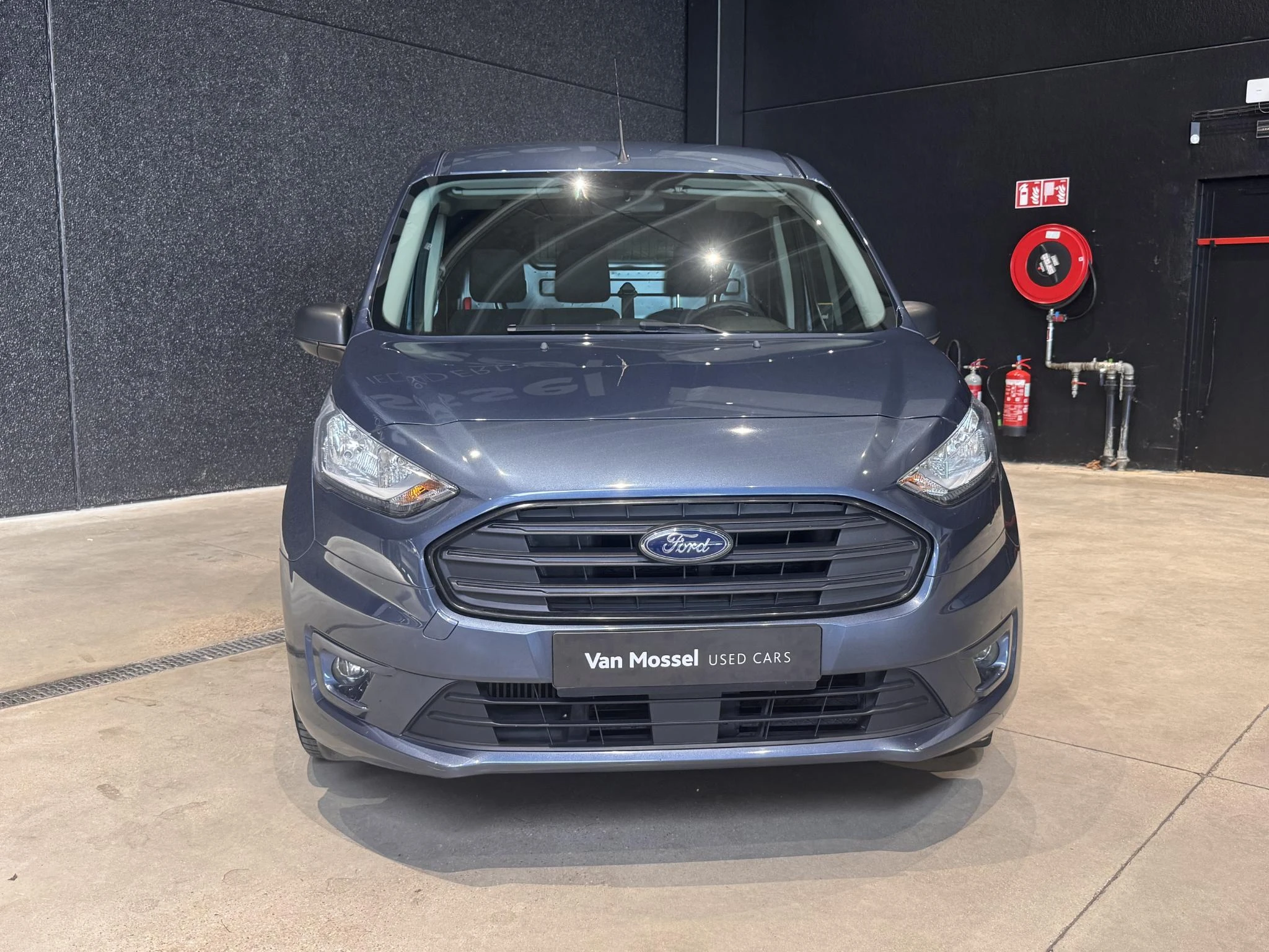 Ford-Transit Connect-image-1