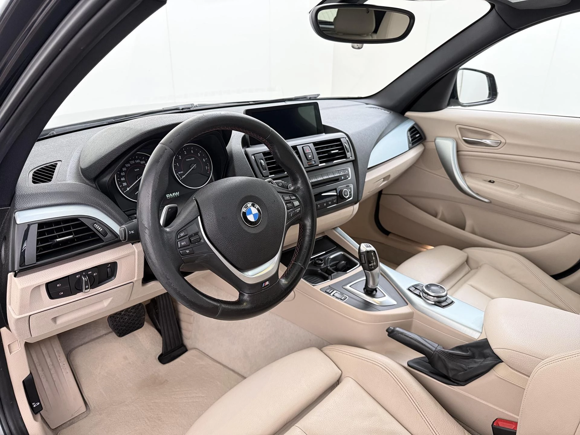 BMW-1 Serie-image-12