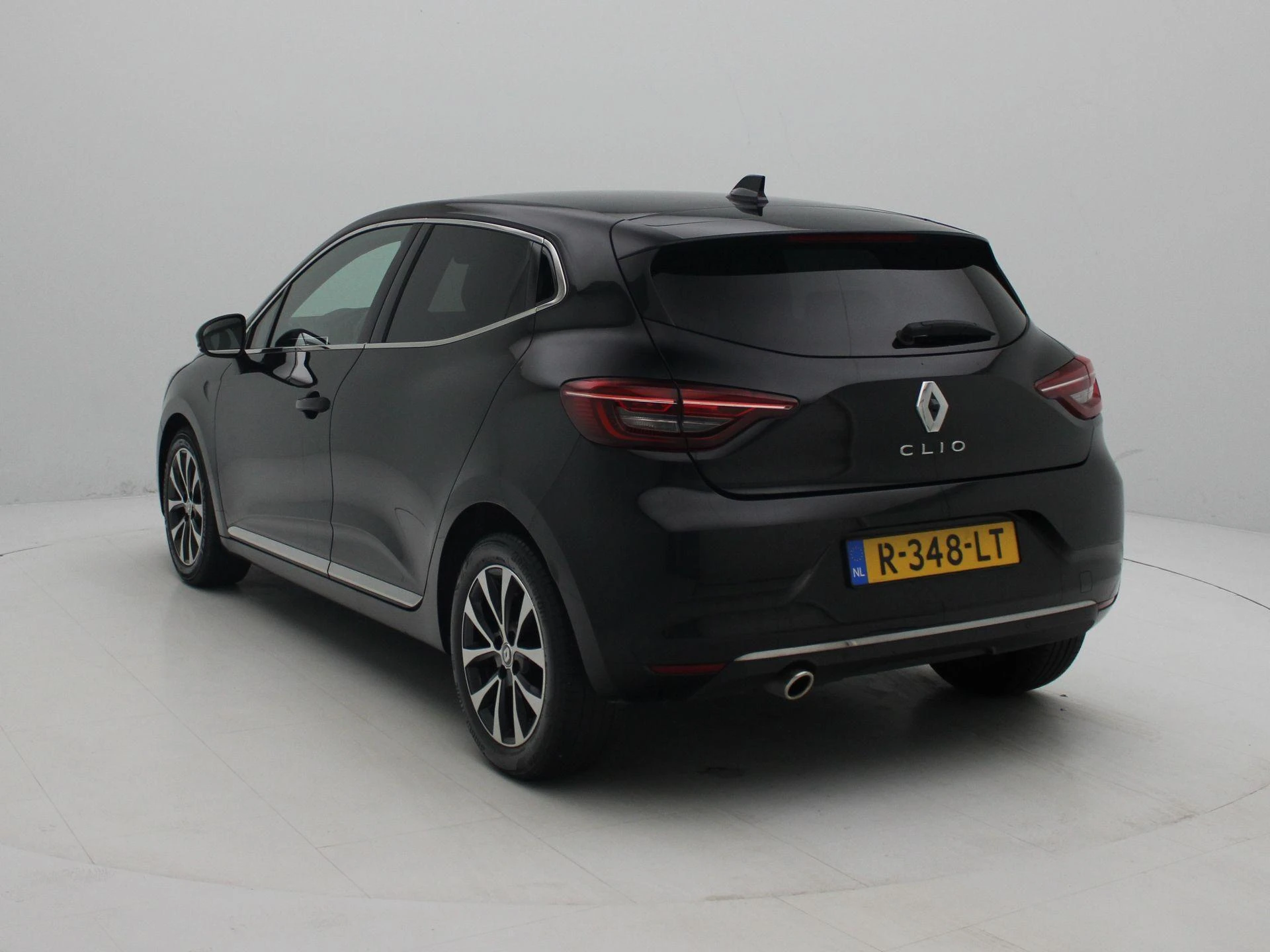 Renault-Clio-image-1