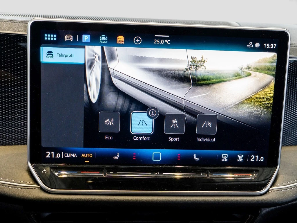 Volkswagen-Passat-image-13