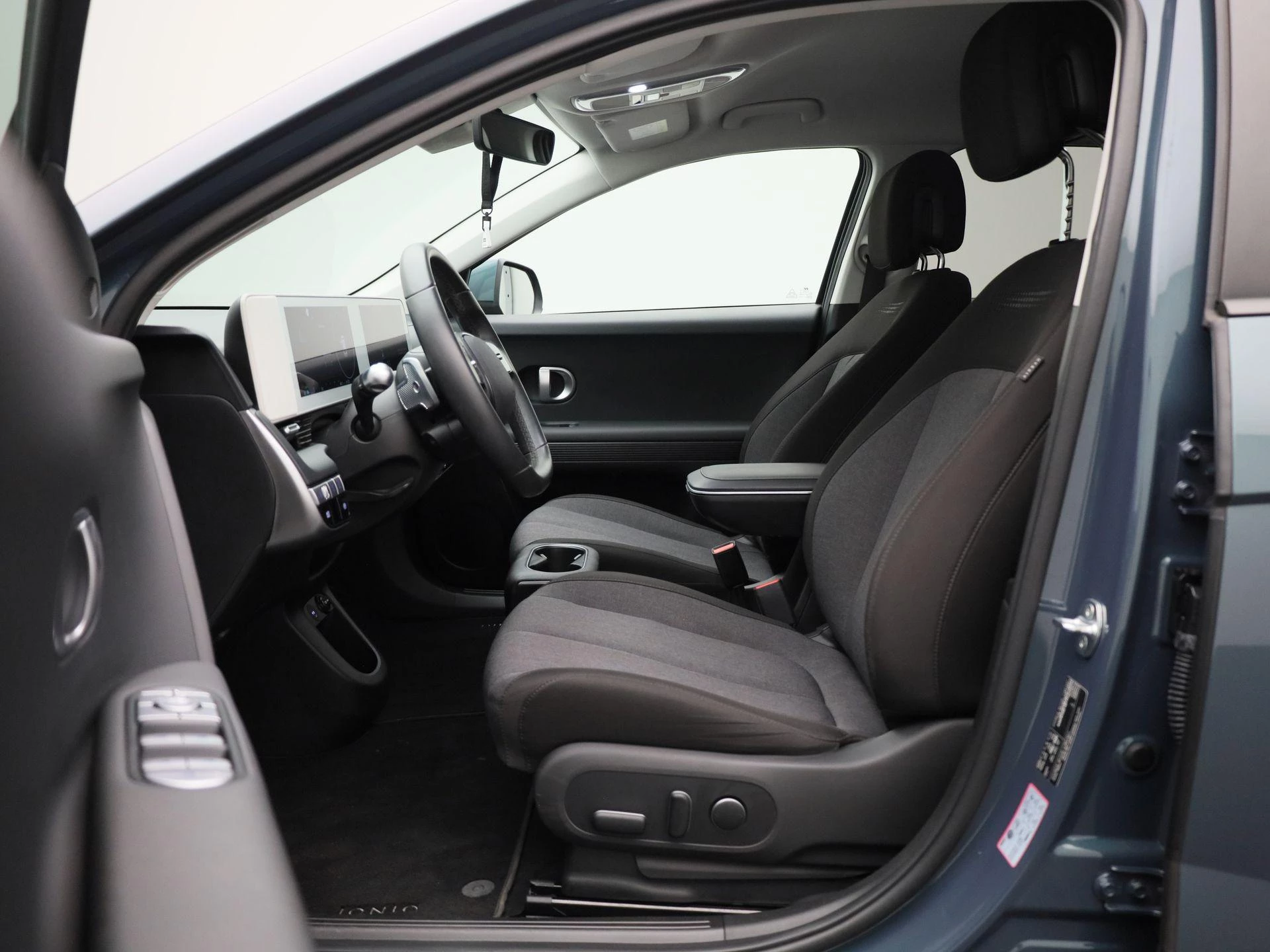 Hyundai-IONIQ 5-image-9