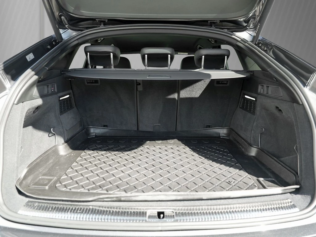 Audi Q5 Sportback 55 TFSIe S line Matrix AHK Kamera