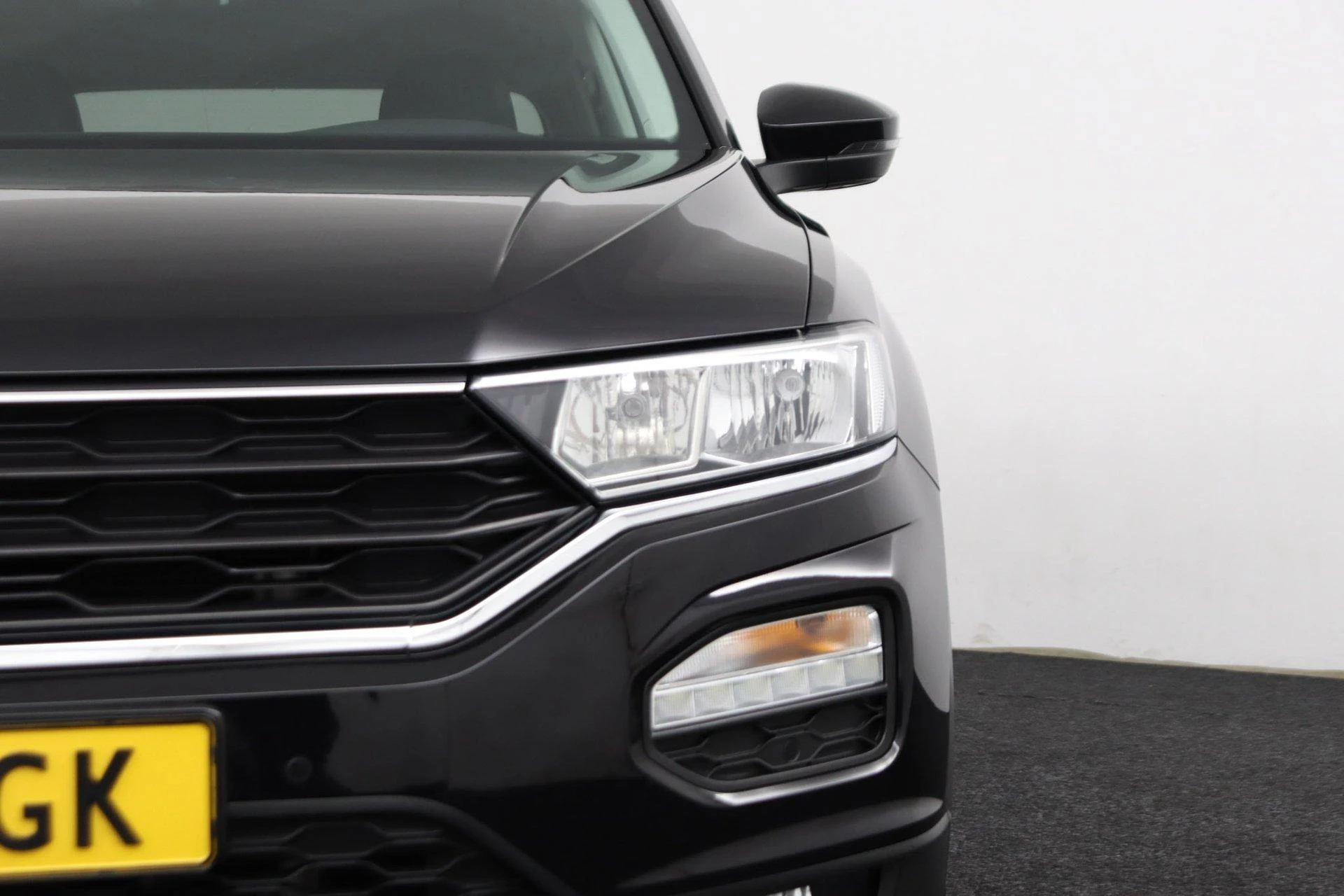 Volkswagen-T-Roc-image-35