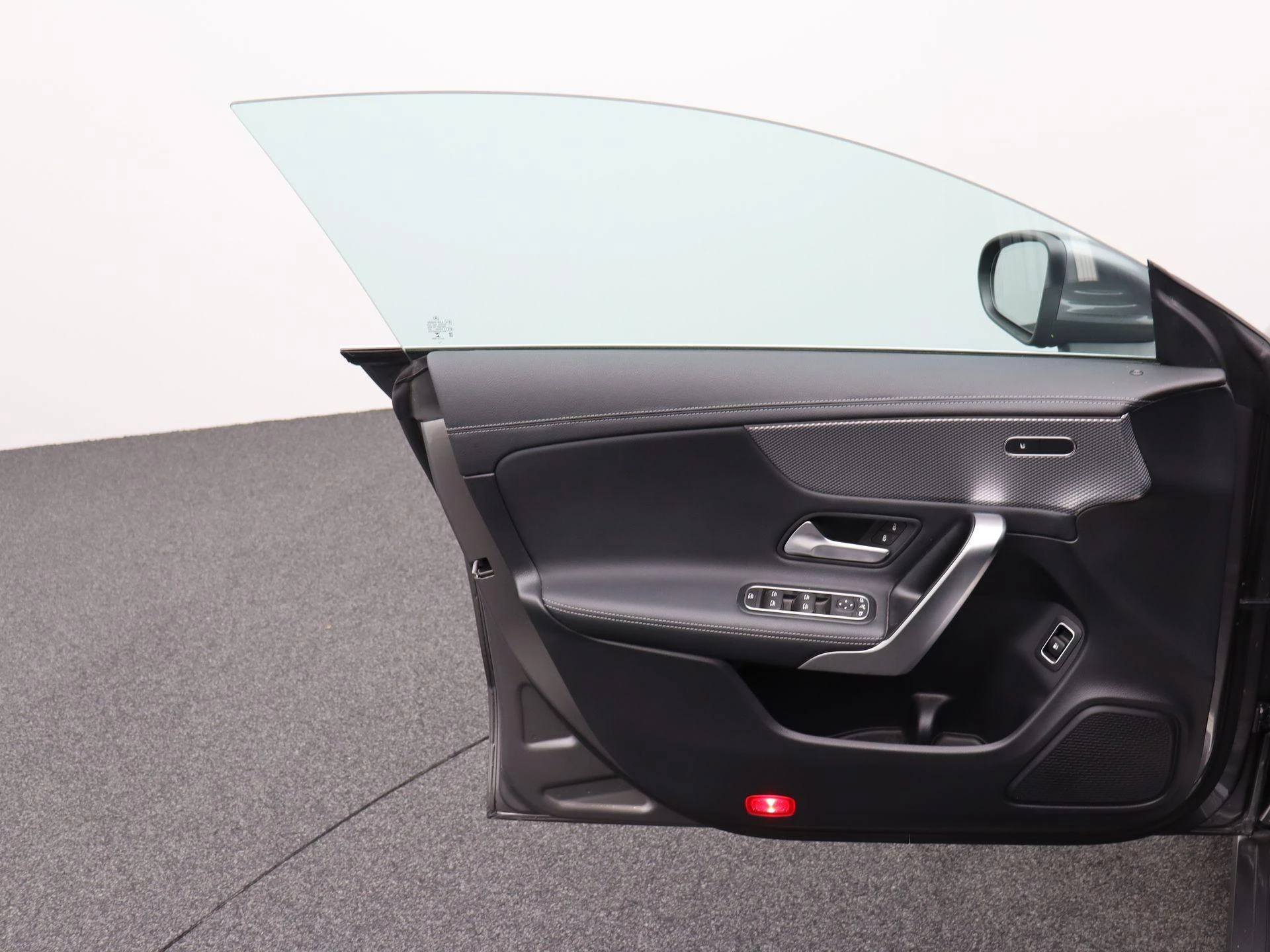 Mercedes-Benz CLA 250 e Shooting Brake + LEDER + LED + CAMERA +