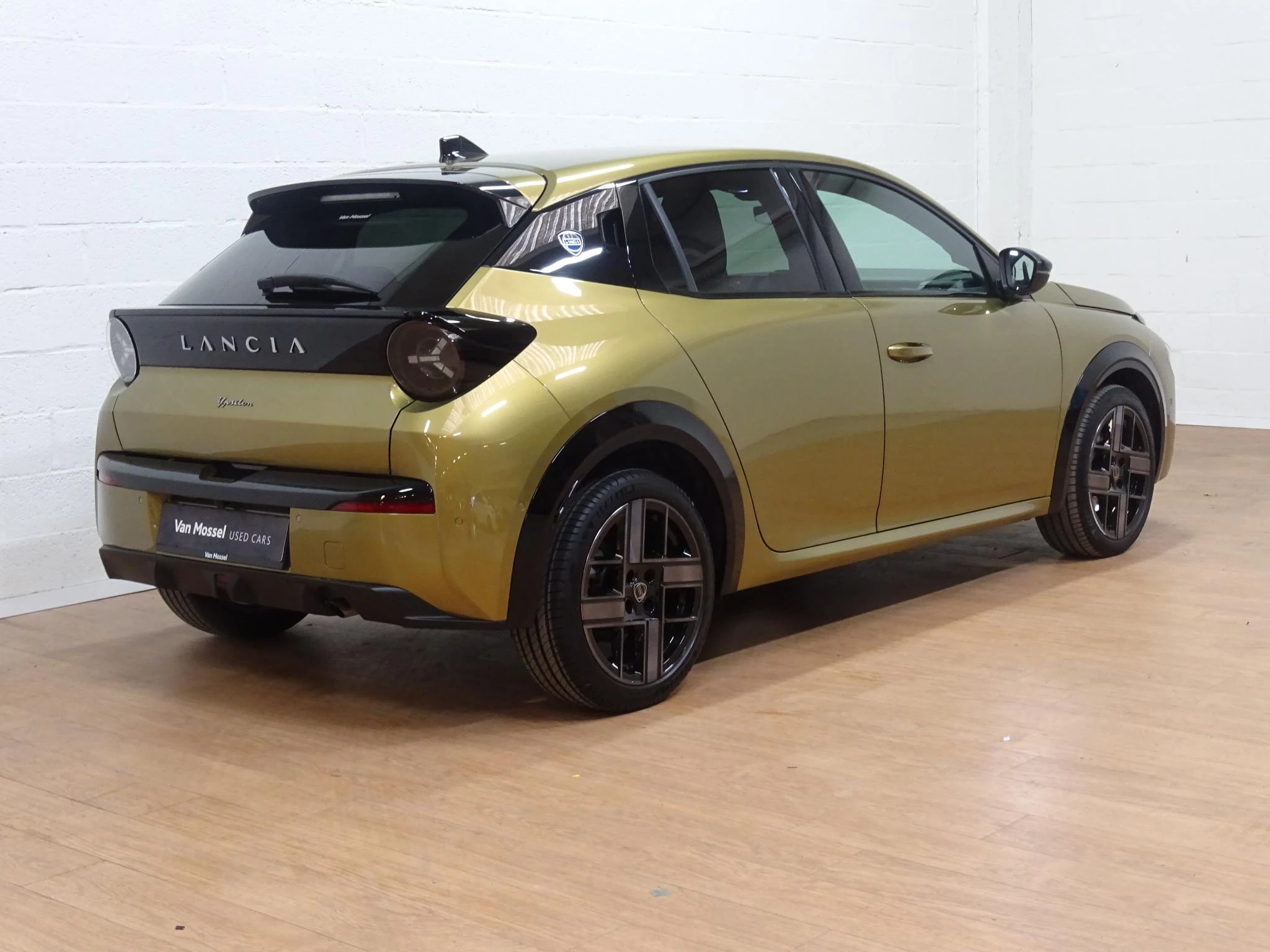 Lancia-Ypsilon-image-5