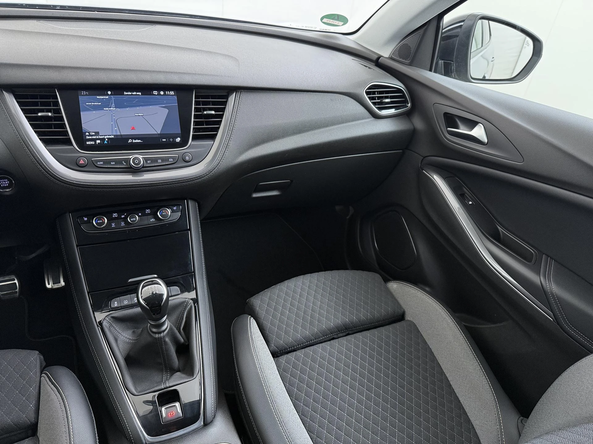 Opel-Grandland X-image-22