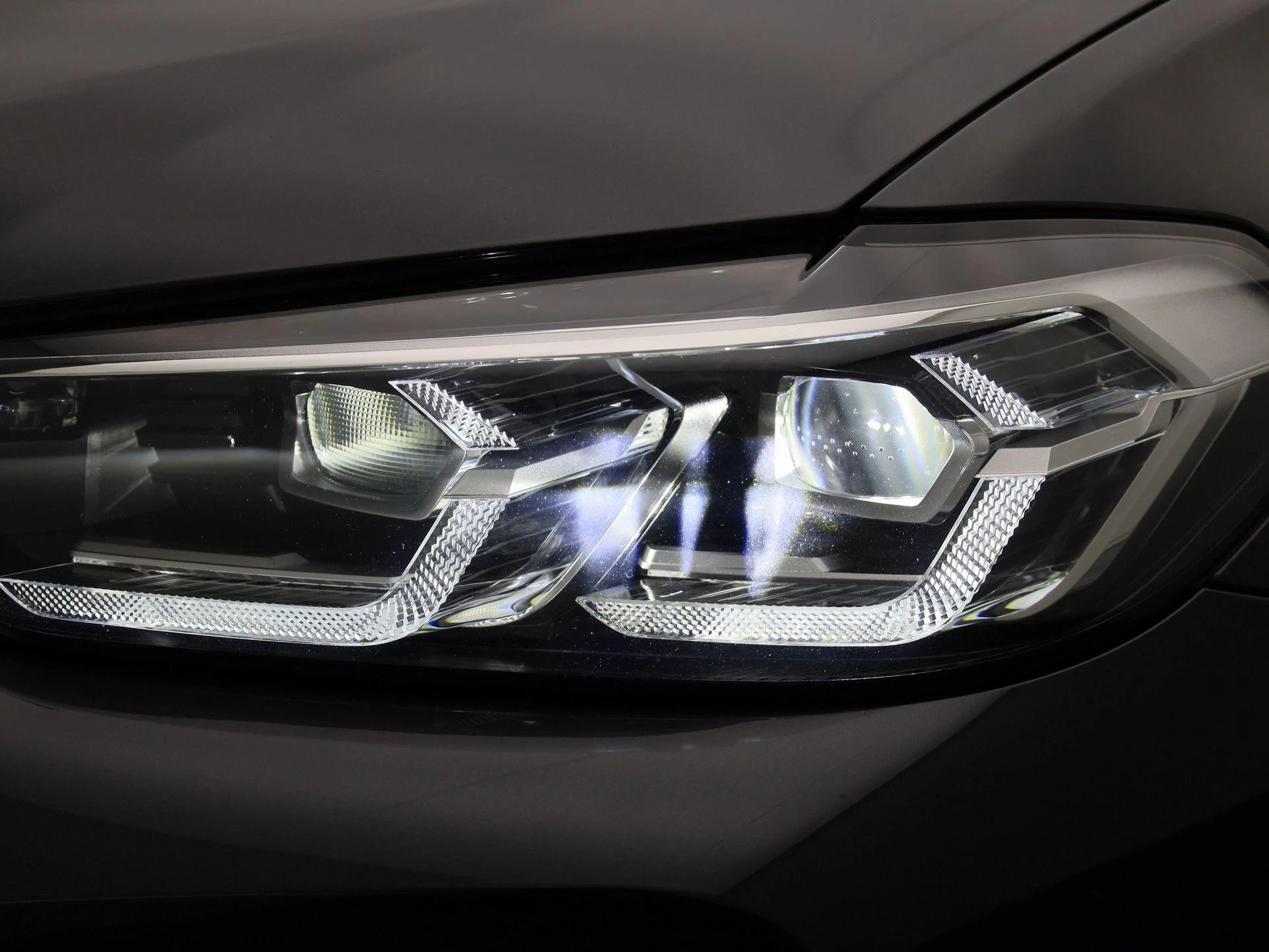 BMW-iX3-image-14