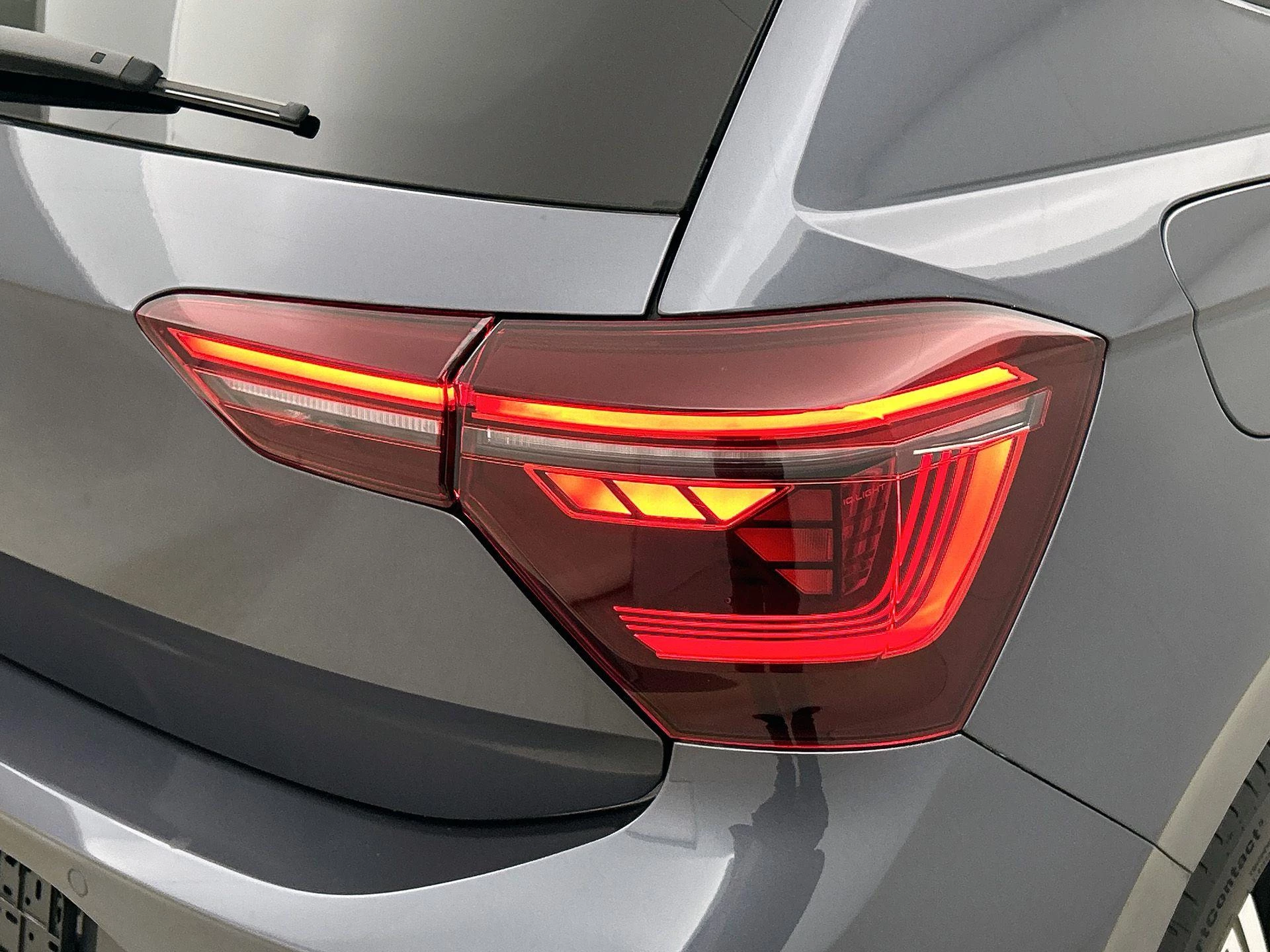 Volkswagen-Polo-image-23