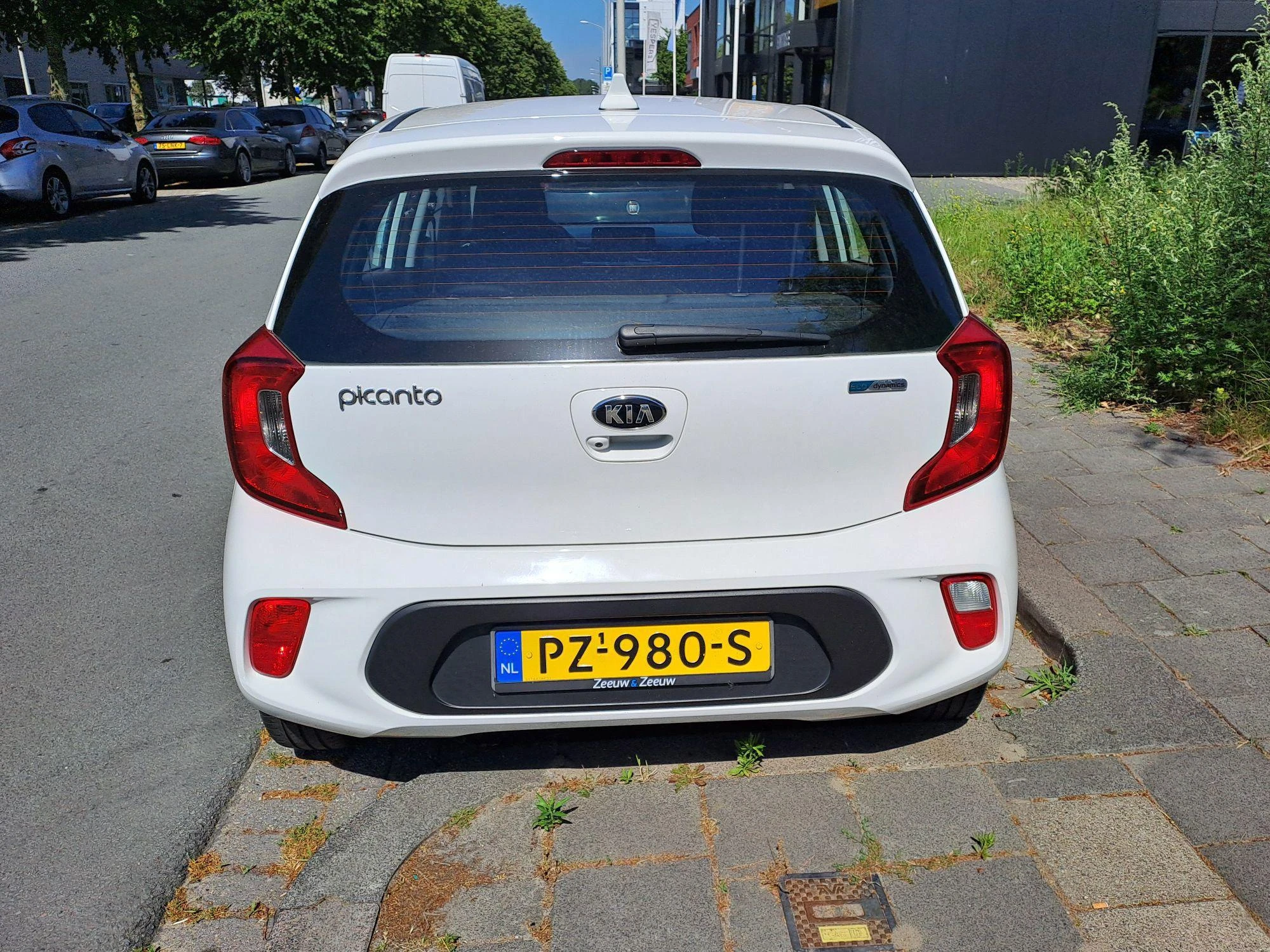 Kia-Picanto-image-7
