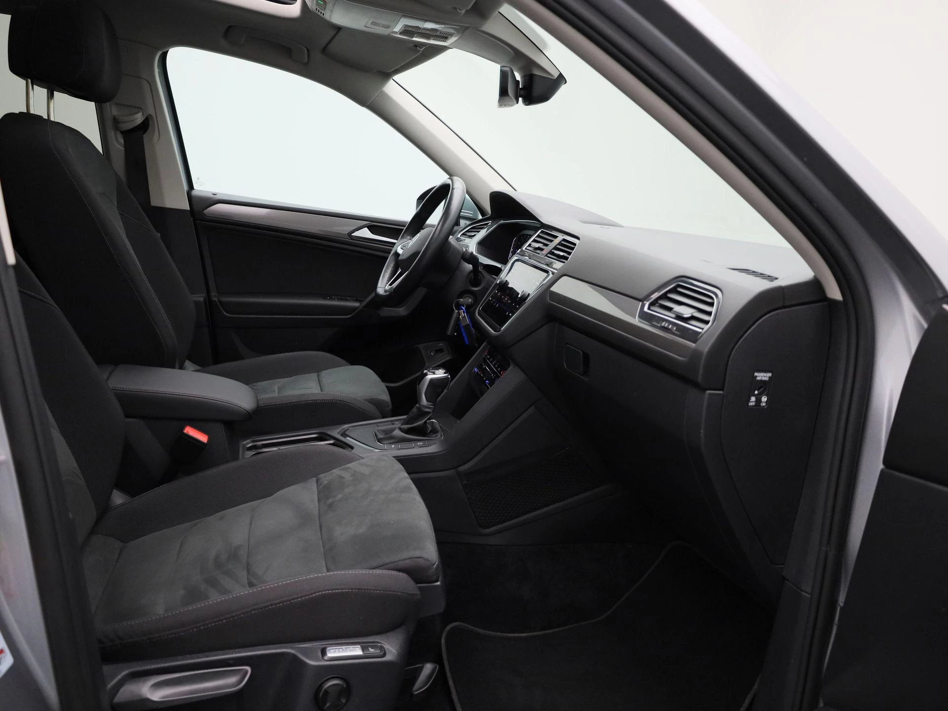 Volkswagen-Tiguan Allspace-image-38