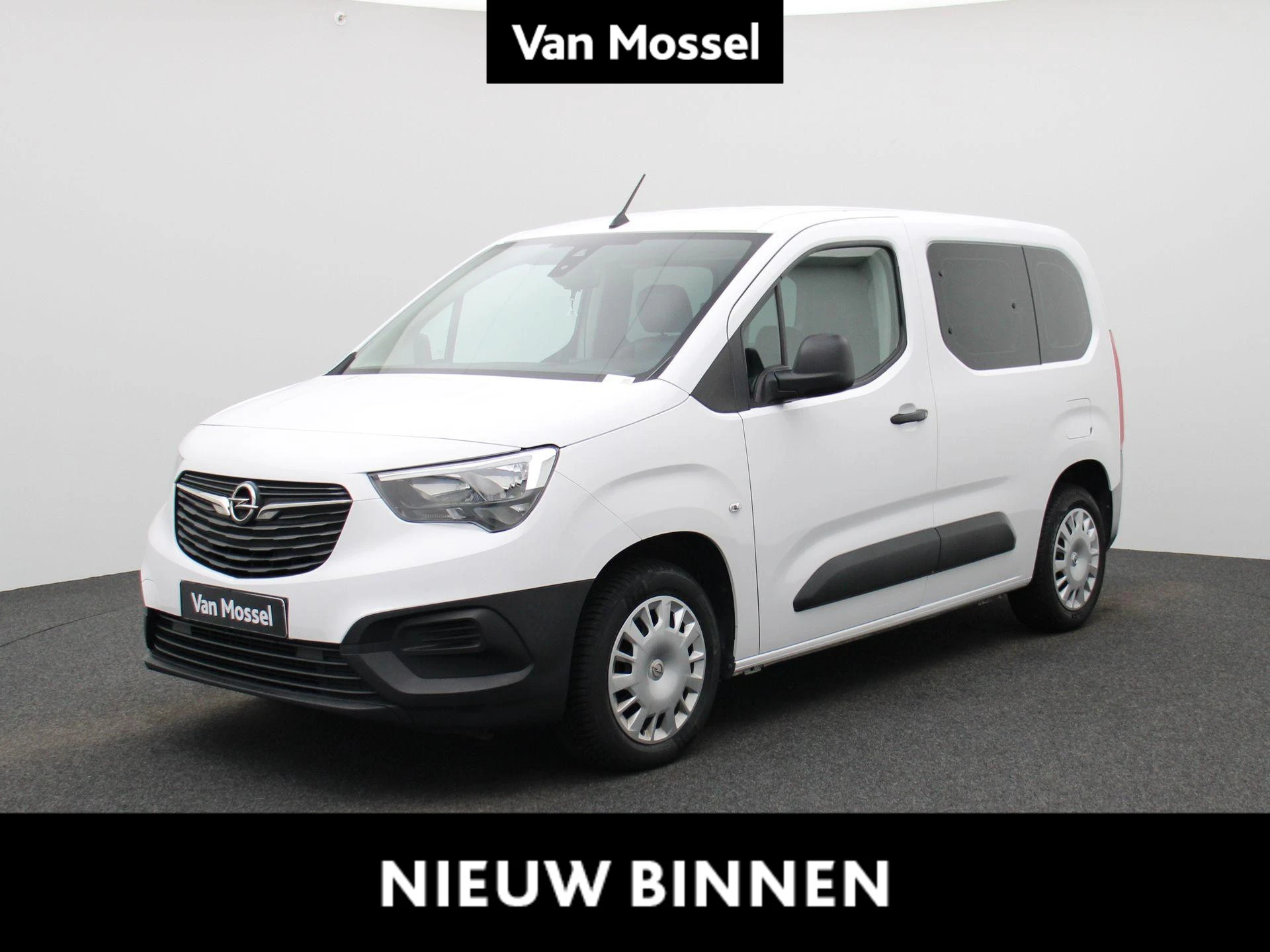 Opel-Combo Life-image-0
