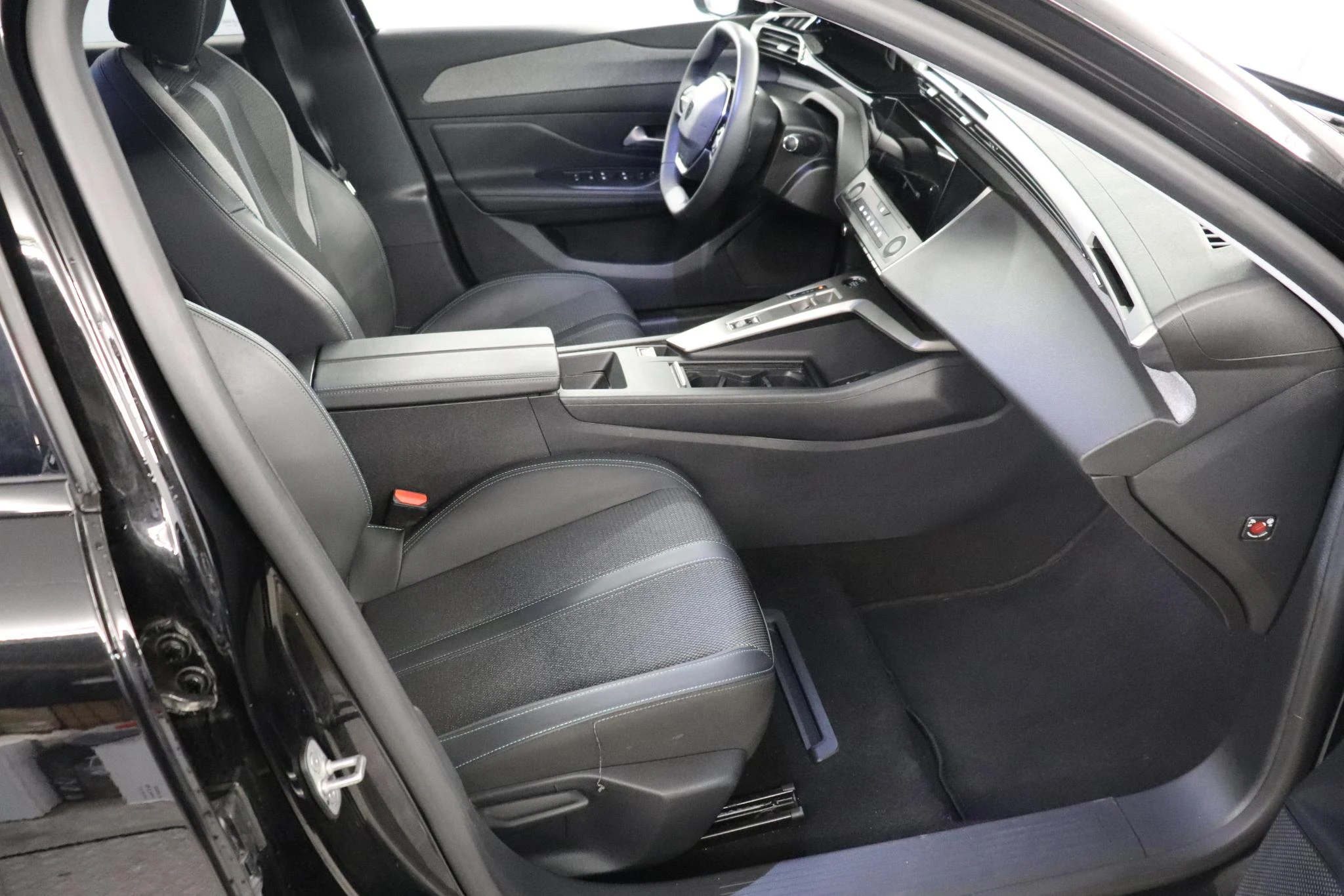 Peugeot e-308 e-308 156 Allure
