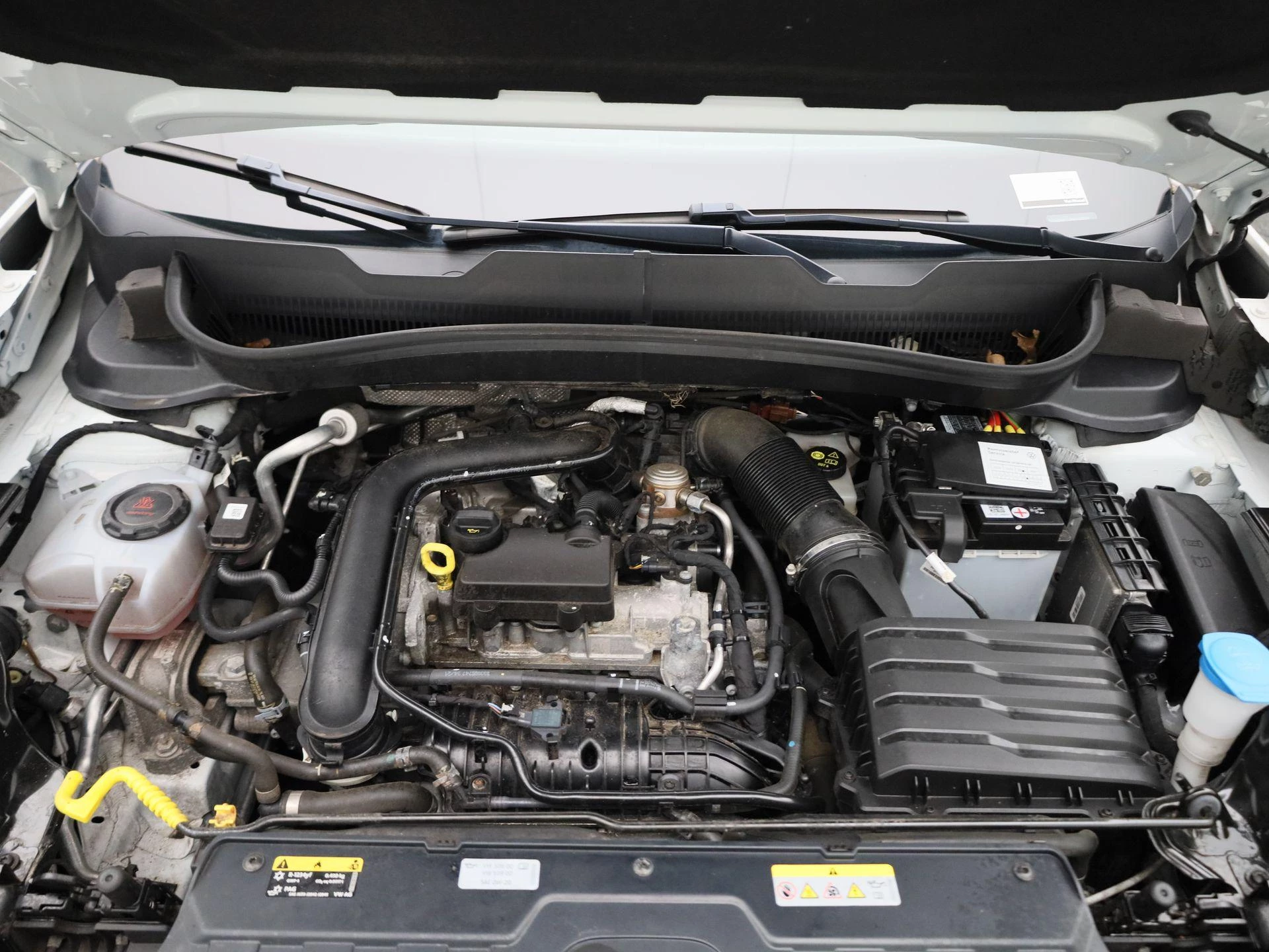 Volkswagen-T-Cross-image-32