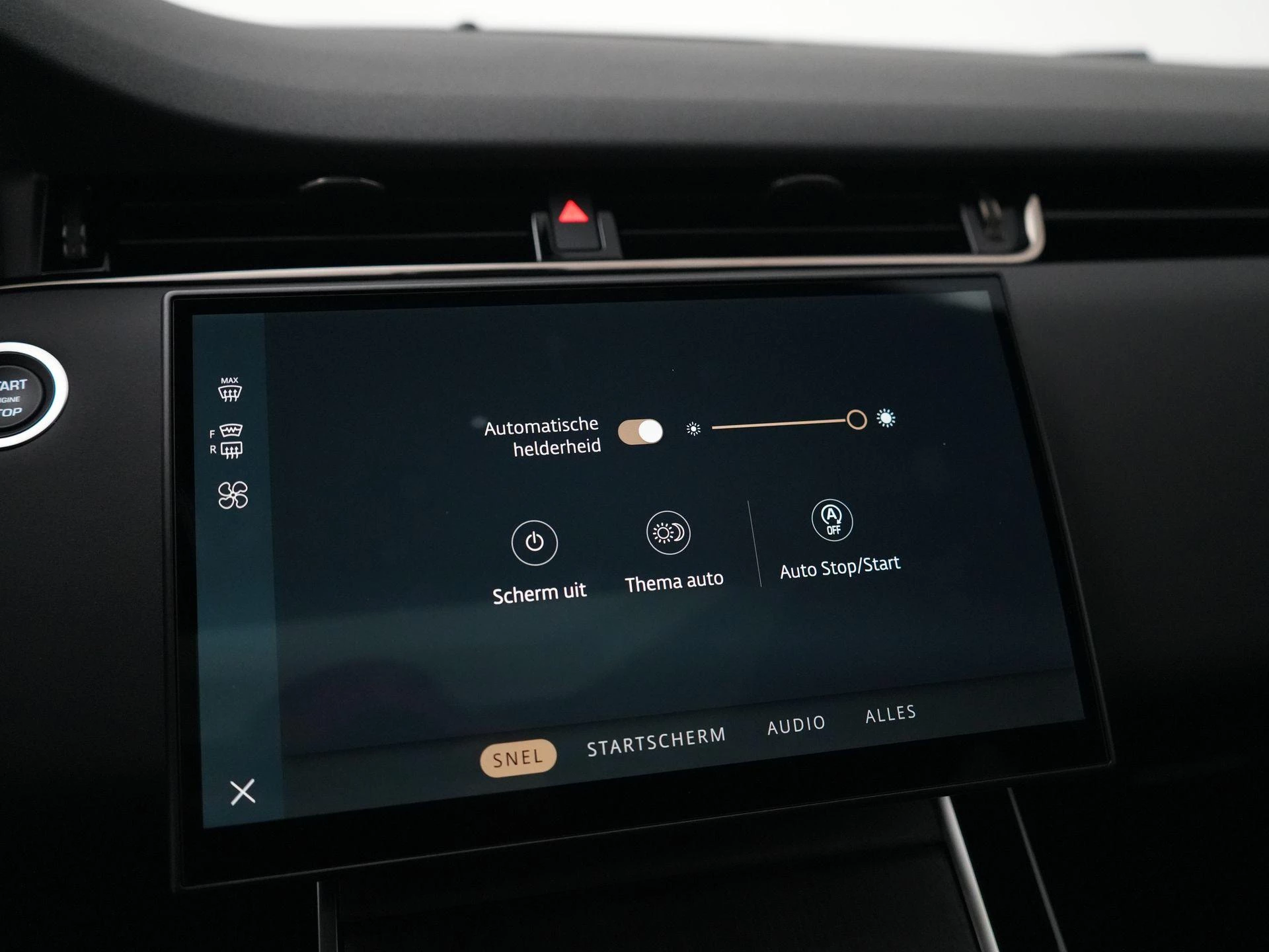 Land Rover-Range Rover Evoque-image-29