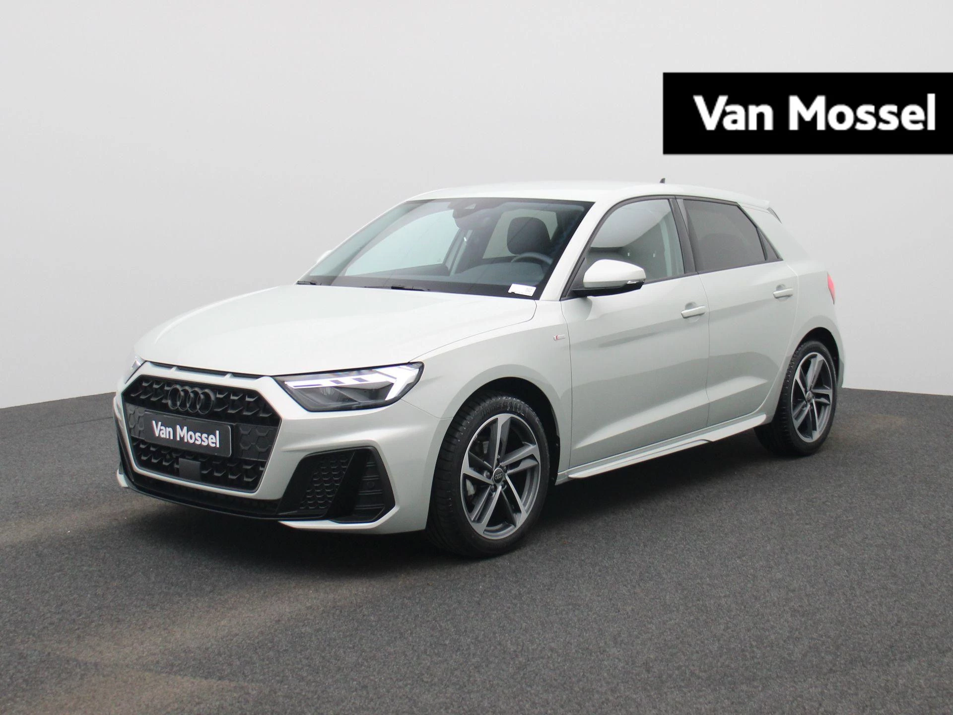 Audi-A1 Sportback-image-0