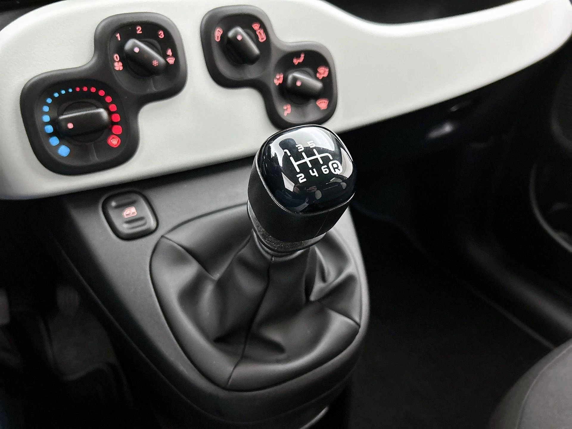 Fiat Panda 1.0 Hybrid Pandina