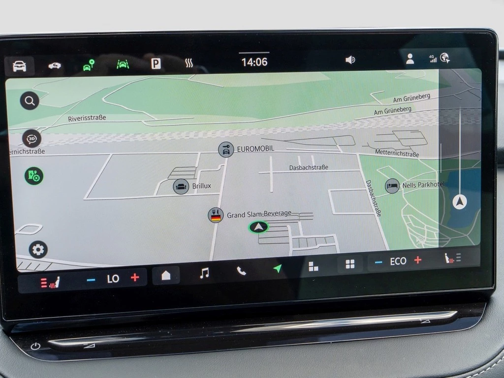 Ĺ koda Enyaq iV 85x Sportline AHK, Navi