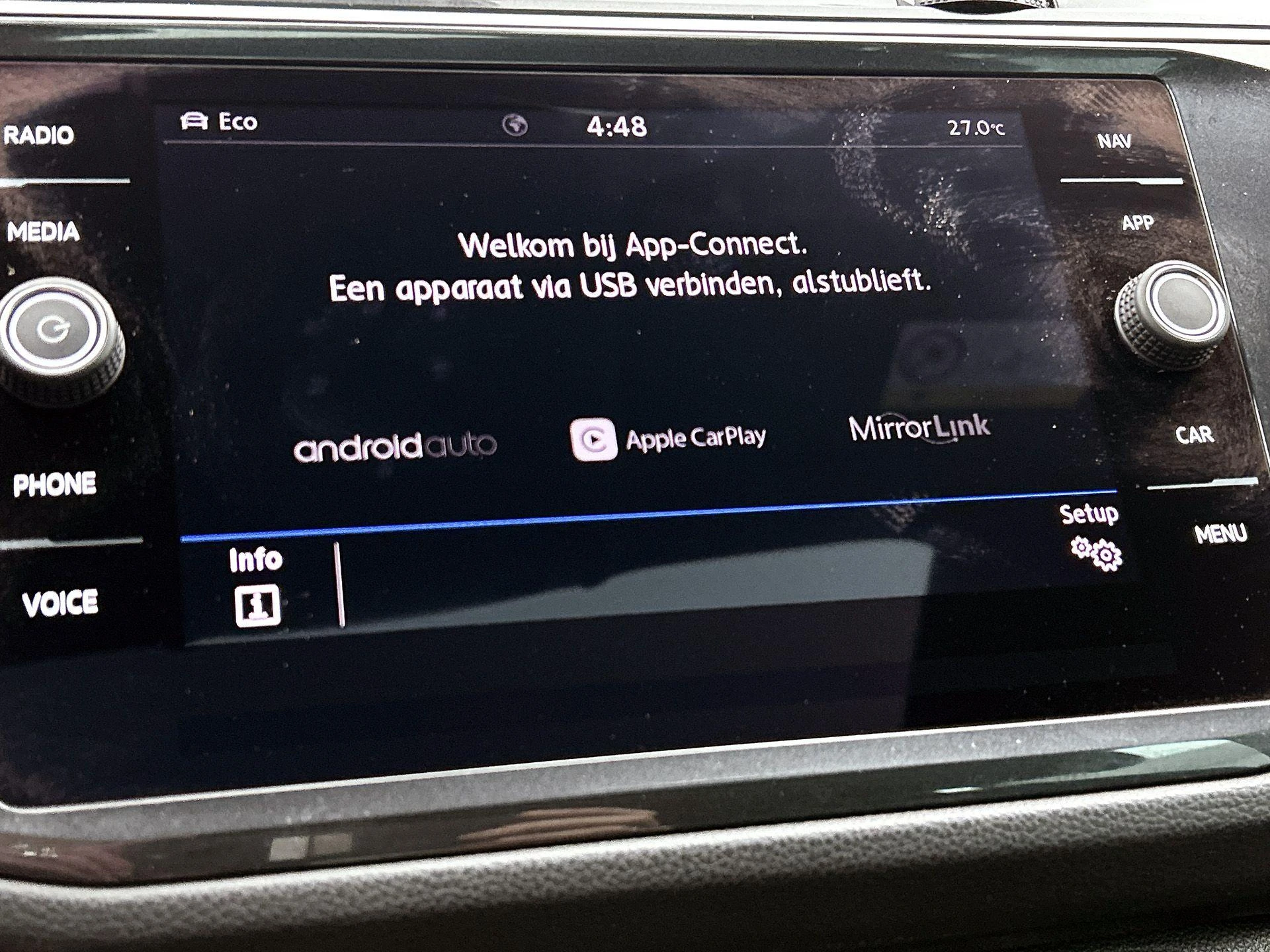 Volkswagen-Tiguan-image-20