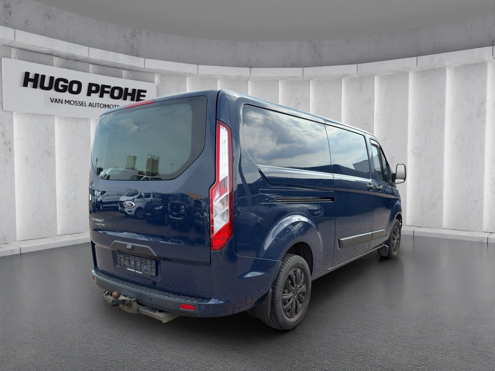 Ford-Transit Custom-image-4